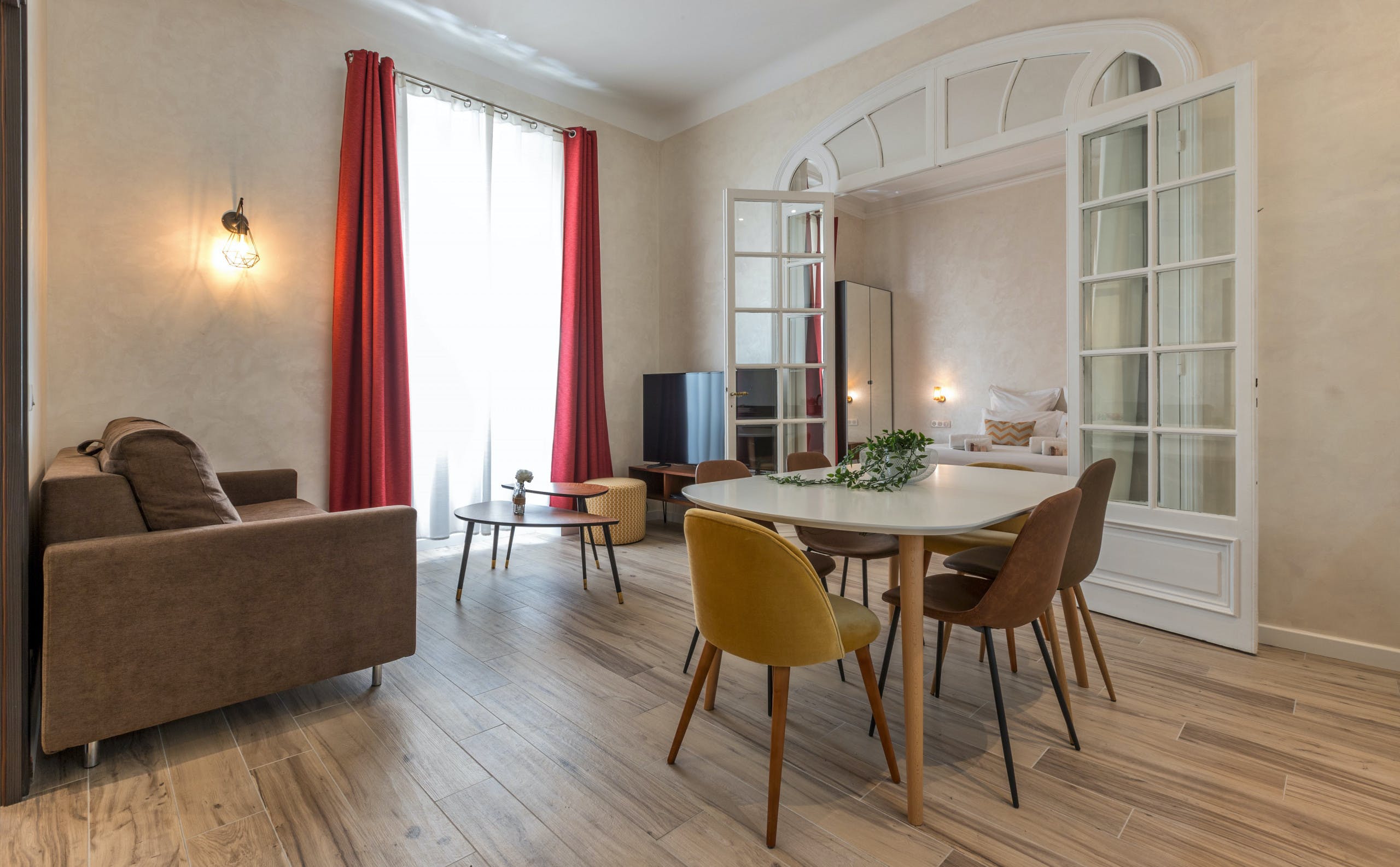 Villa Céladon Vallon Cannes: Stylish 2-Bedroom Apartment with Sea Views and Air Conditioning, Cannes