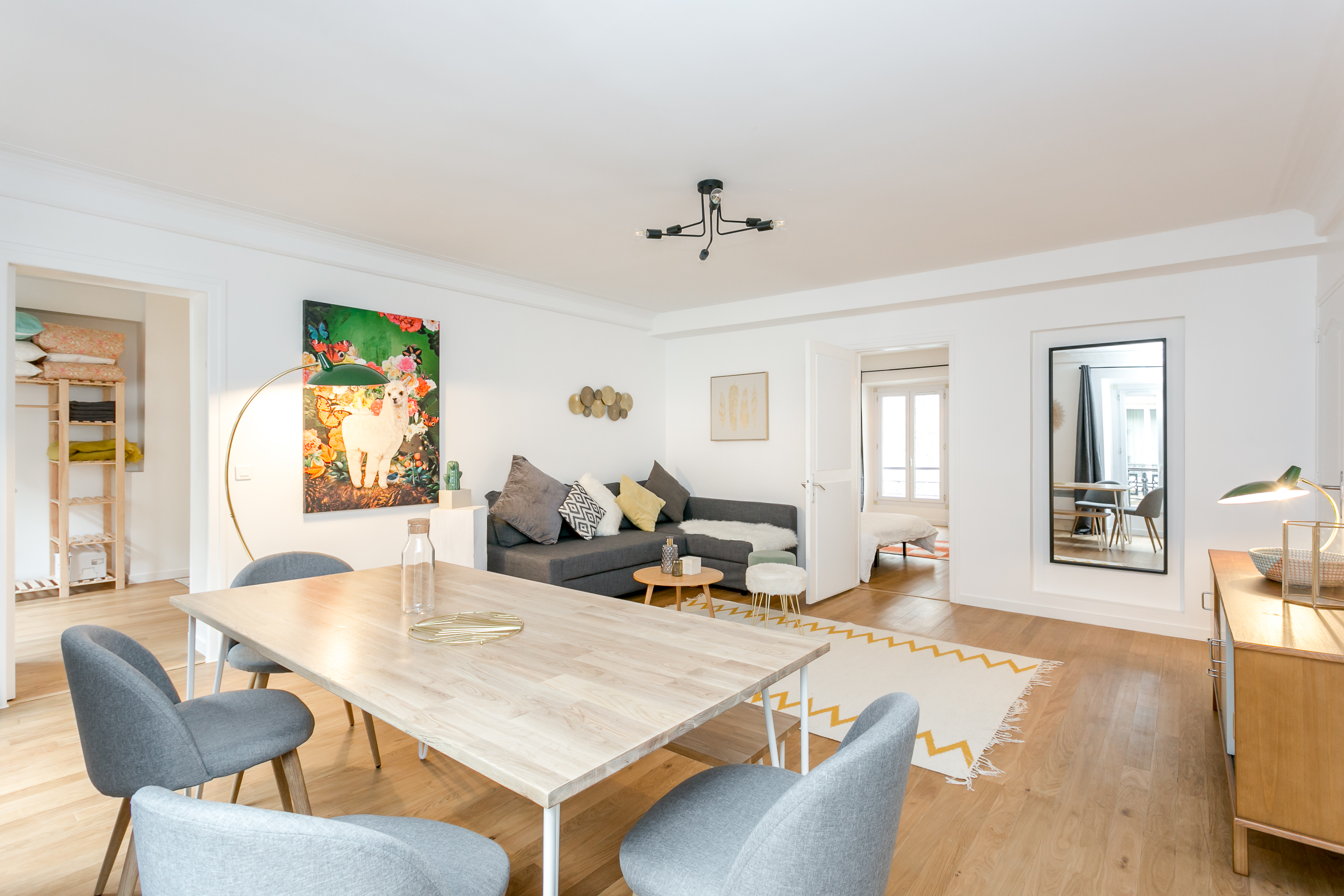 Villa Ivoire Étoile Arc de Triomphe – Champs-Élysées: Spacious 4-Bedroom Apartment for Families, Arc de Triomphe – Champs-Élysées