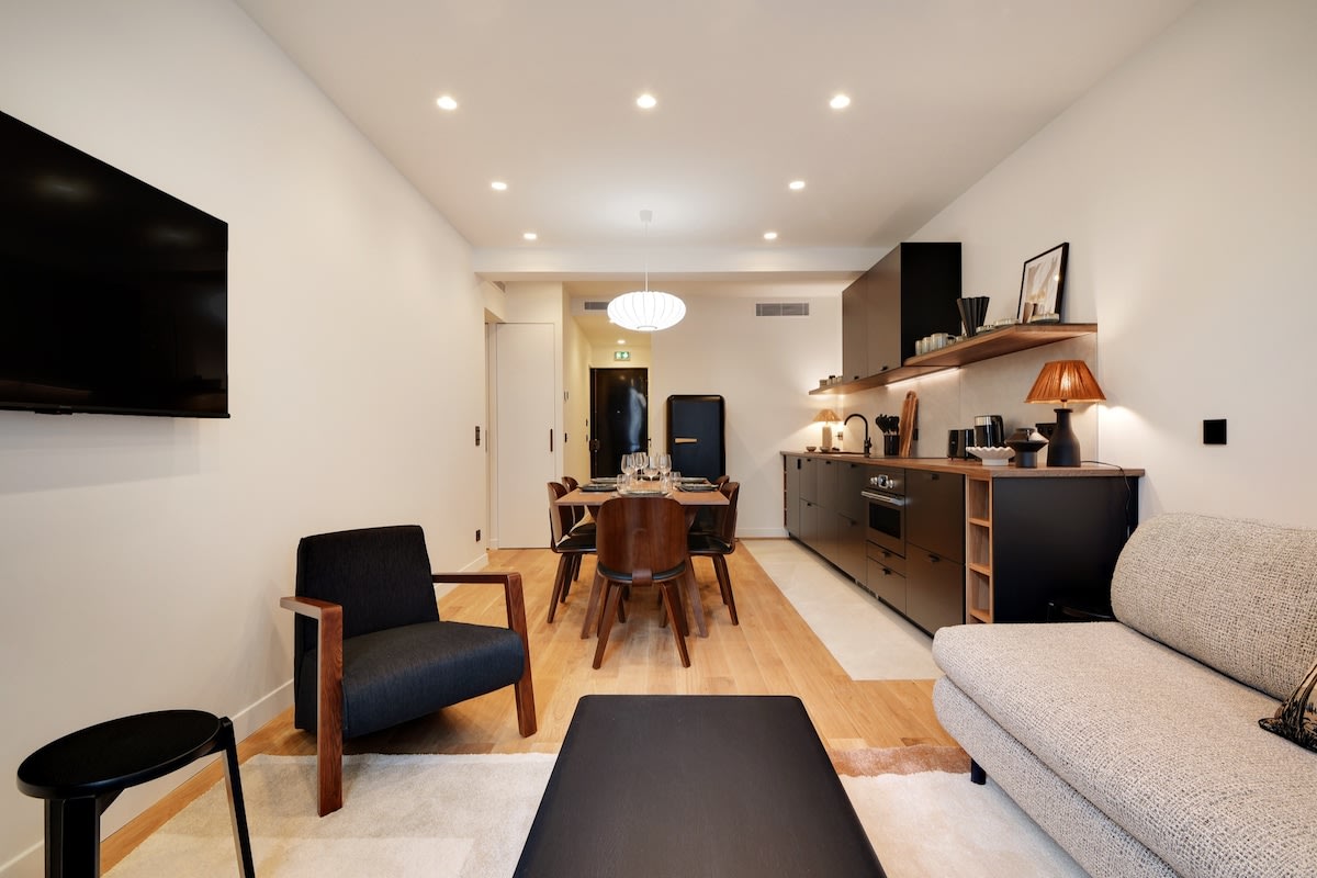 Villa Nordet Palais Royal Louvre – Palais Royal: Chic 2-Bedroom Luxury Apartment with Air-Con, Paris Louvre – Palais Royal