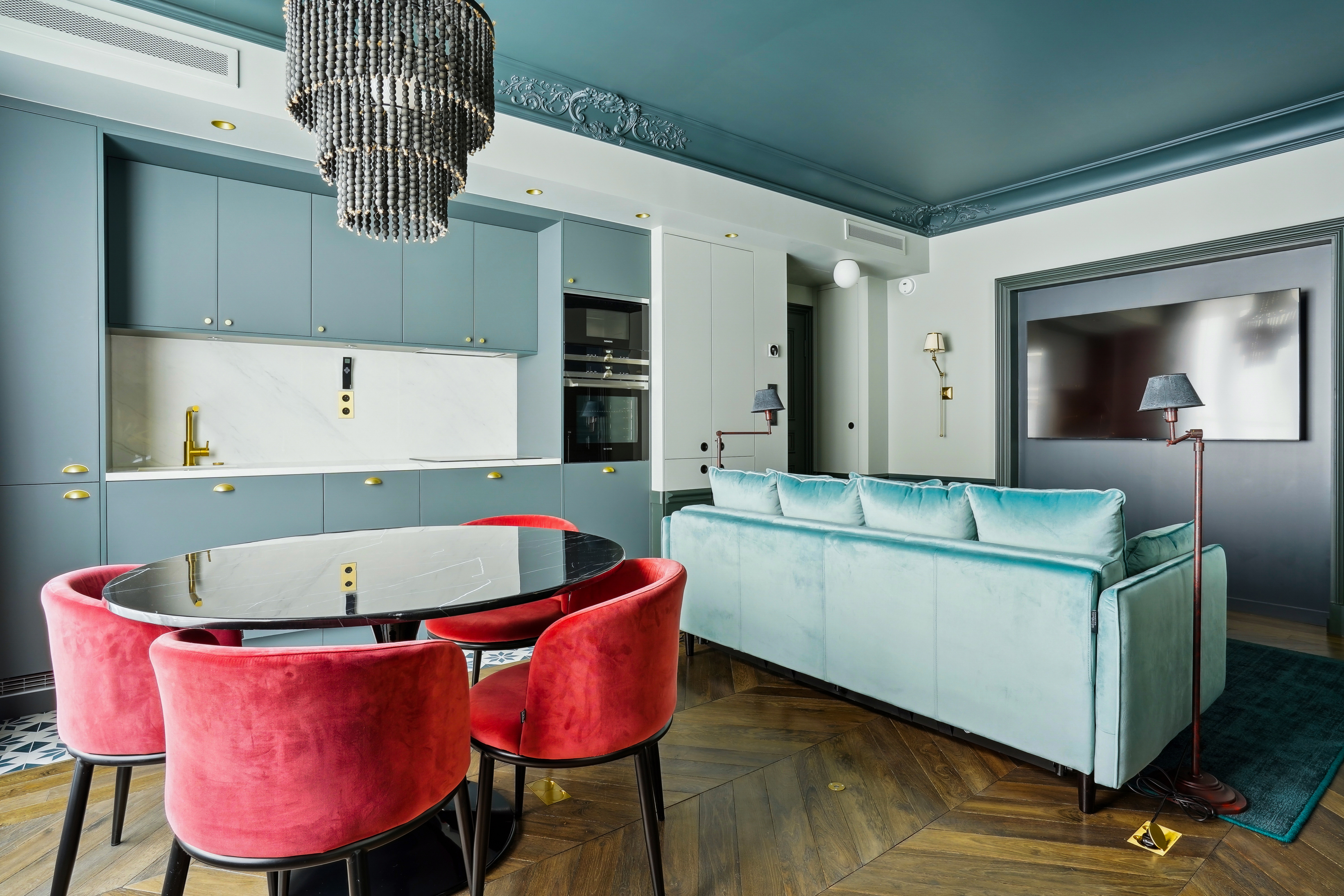 Château Vénérable Paris: Elegant 1-Bedroom Apartment with Hot Tub in Opéra Madeleine, Paris