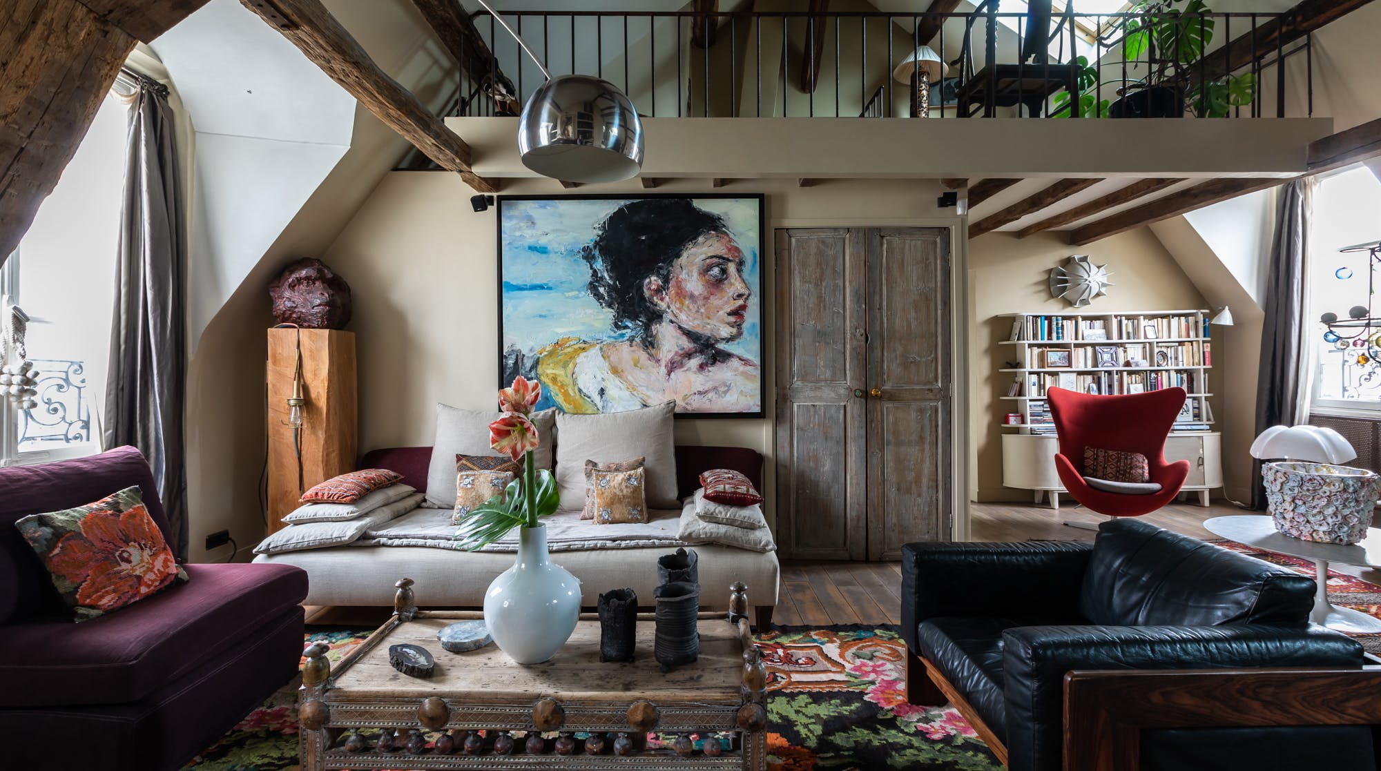 Villa Crépuscule Pletzl Le Marais-720228: Luxury 5-Bedroom Apartment with Artistic Flair, Le Marais Paris