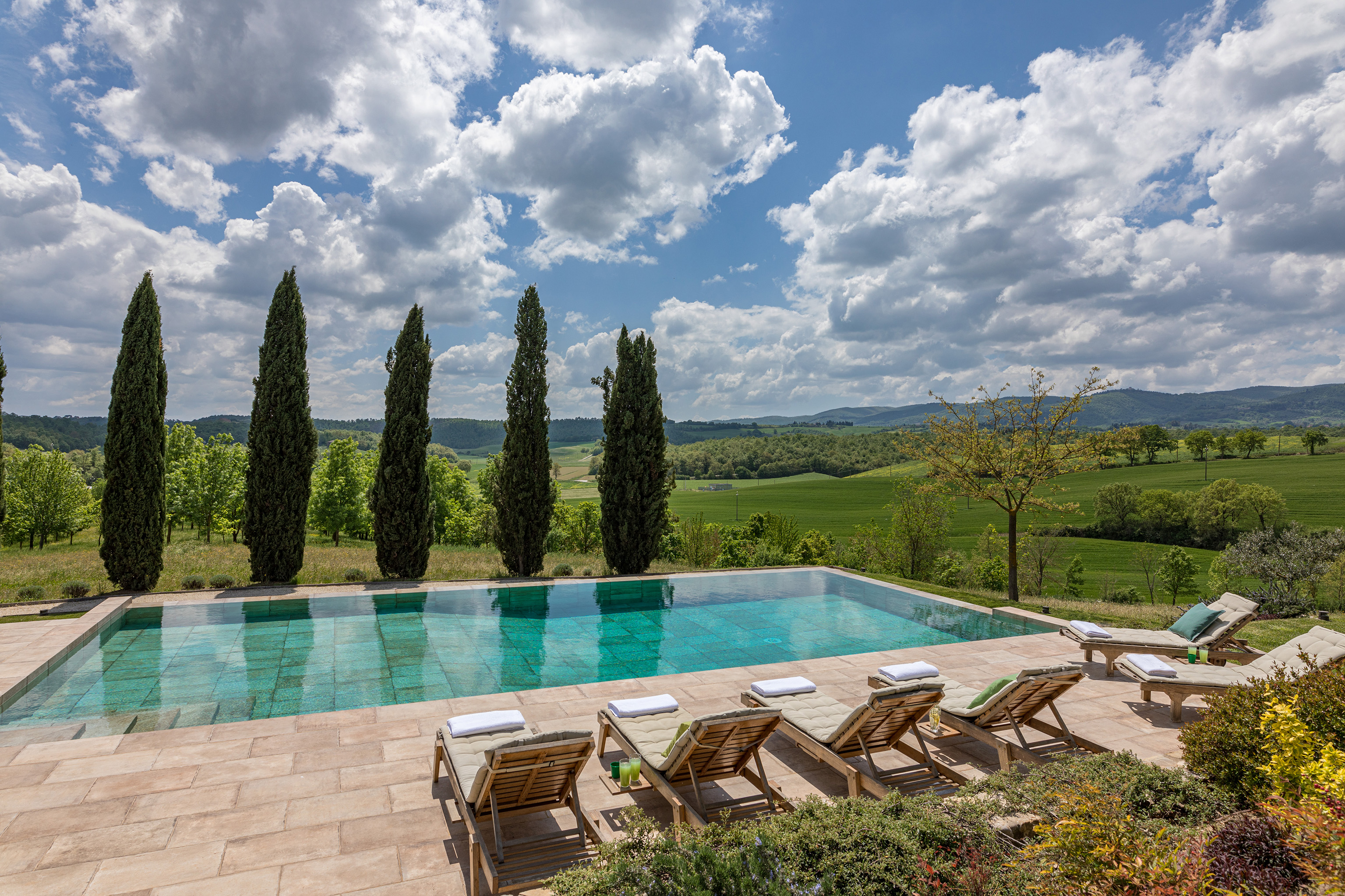 Fattoria Cetona Sarteano: Luxury 6-Bedroom Apartment with Pool, Sarteano, Umbria
