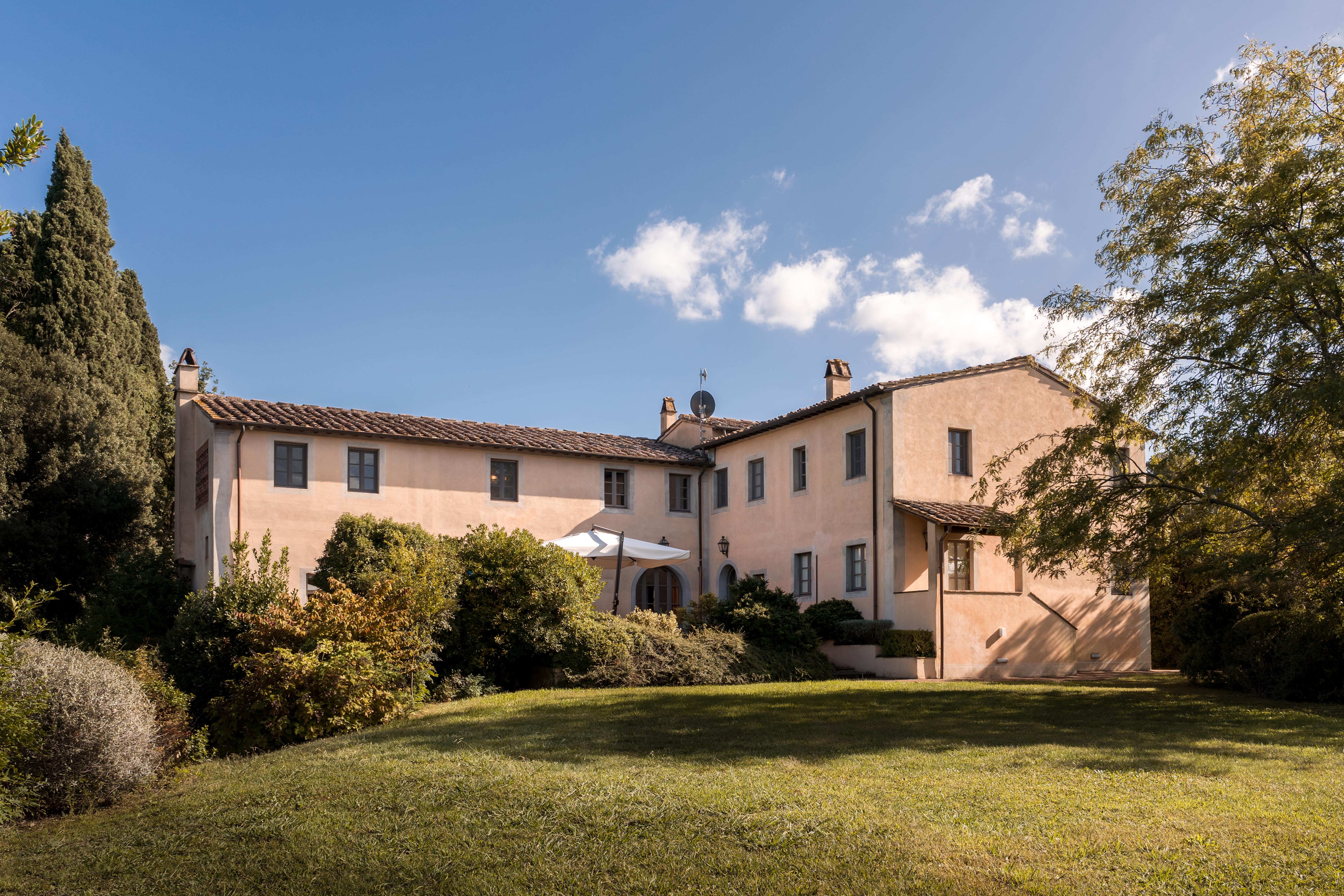 Villa Crepuscolo Marcialla Italy: Spacious 8-Bedroom Apartment with Private Pool, Tuscany