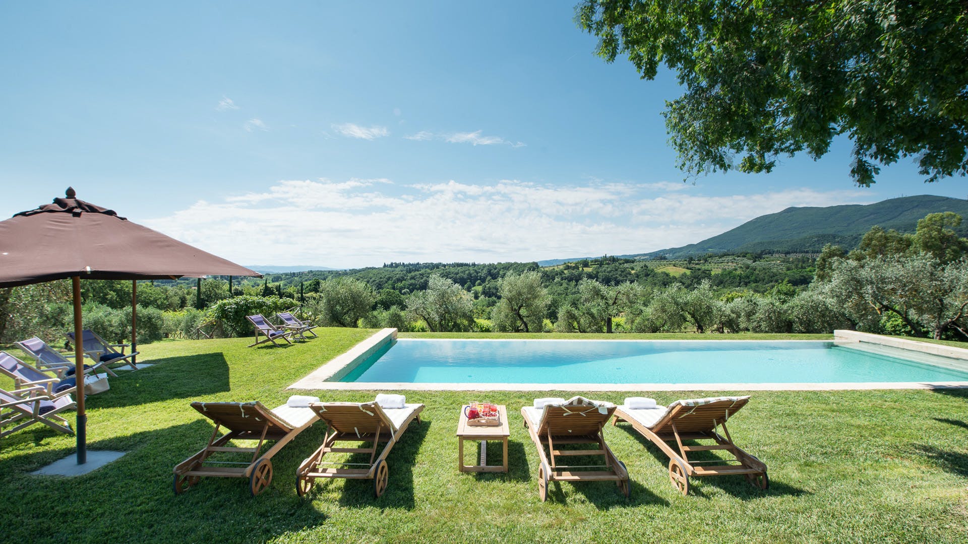 Villa Amaranto Armaiolo Sarteano: Luxury 6-Bedroom Apartment with Pool, Sarteano, Tuscany