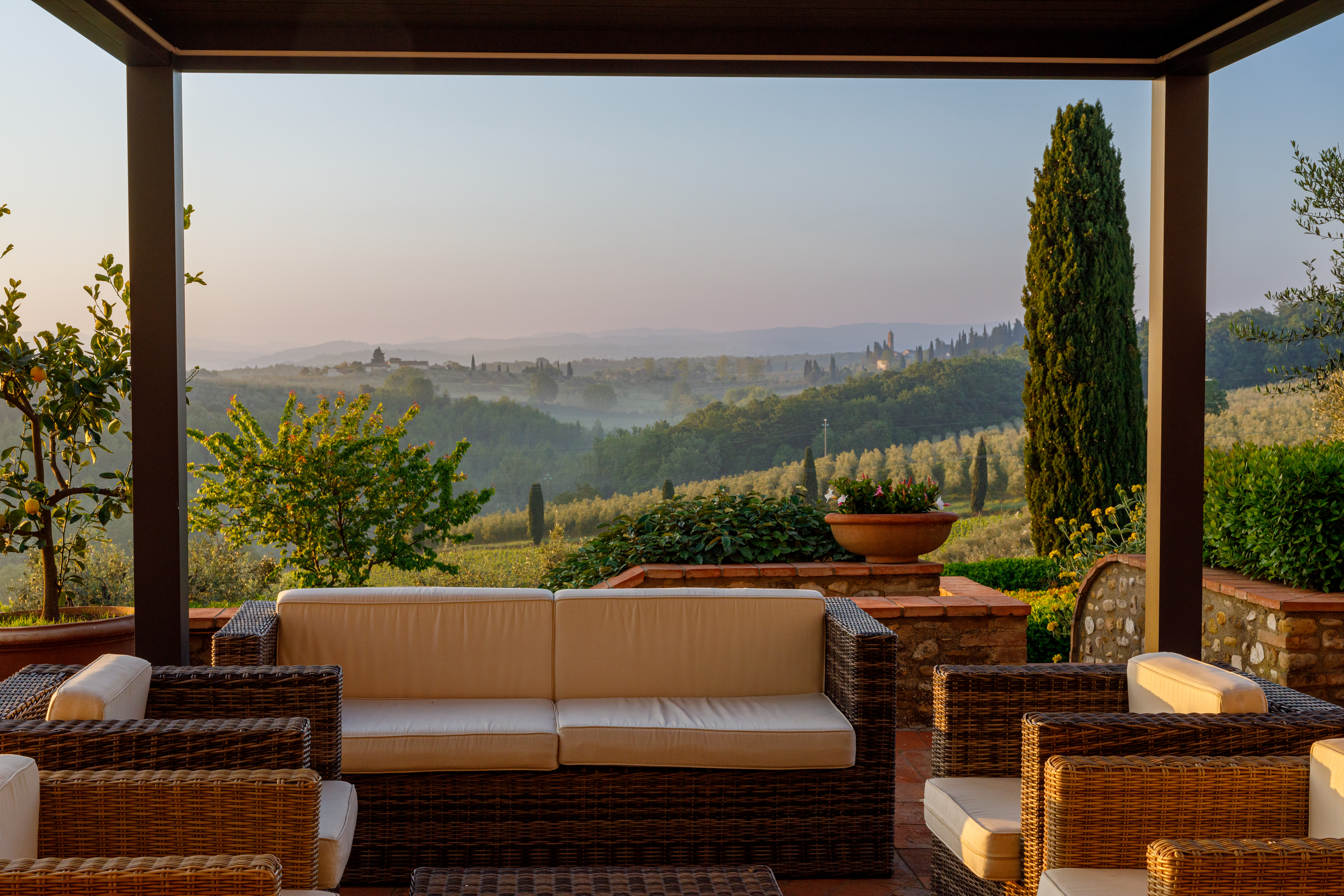 Palazzo Ceruleo Montefioralle Chianti: Luxury 10-Bedroom Apartment with Pool and Sauna, Chianti