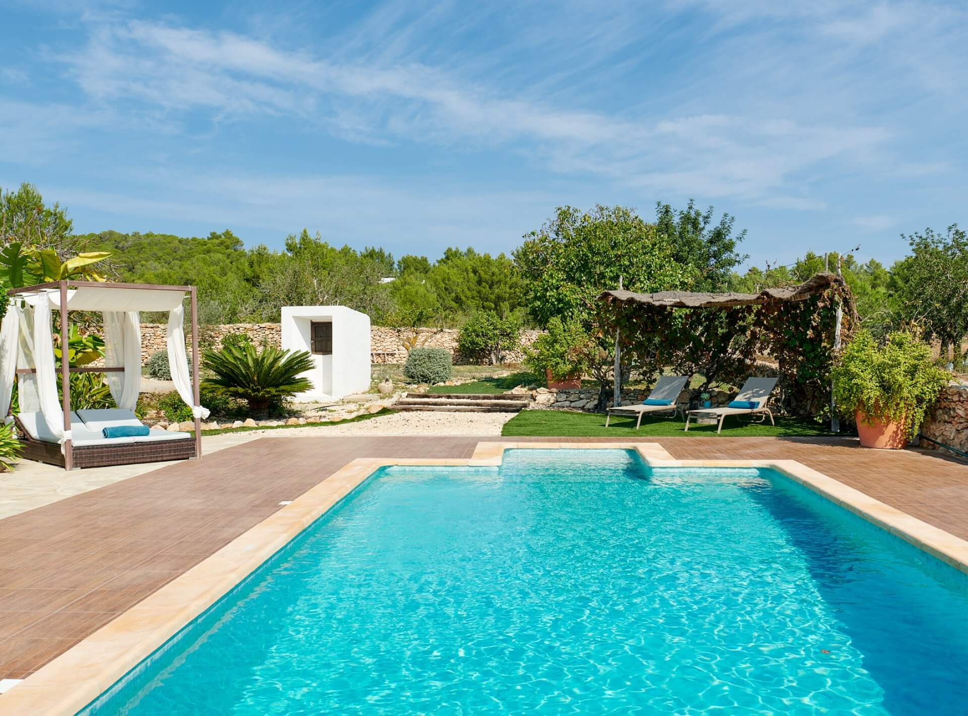 Villa Solano Benimussa Santa Gertrudis de Fruitera: Spacious 4-Bedroom Golf Villa with Pool, Santa Gertrudis