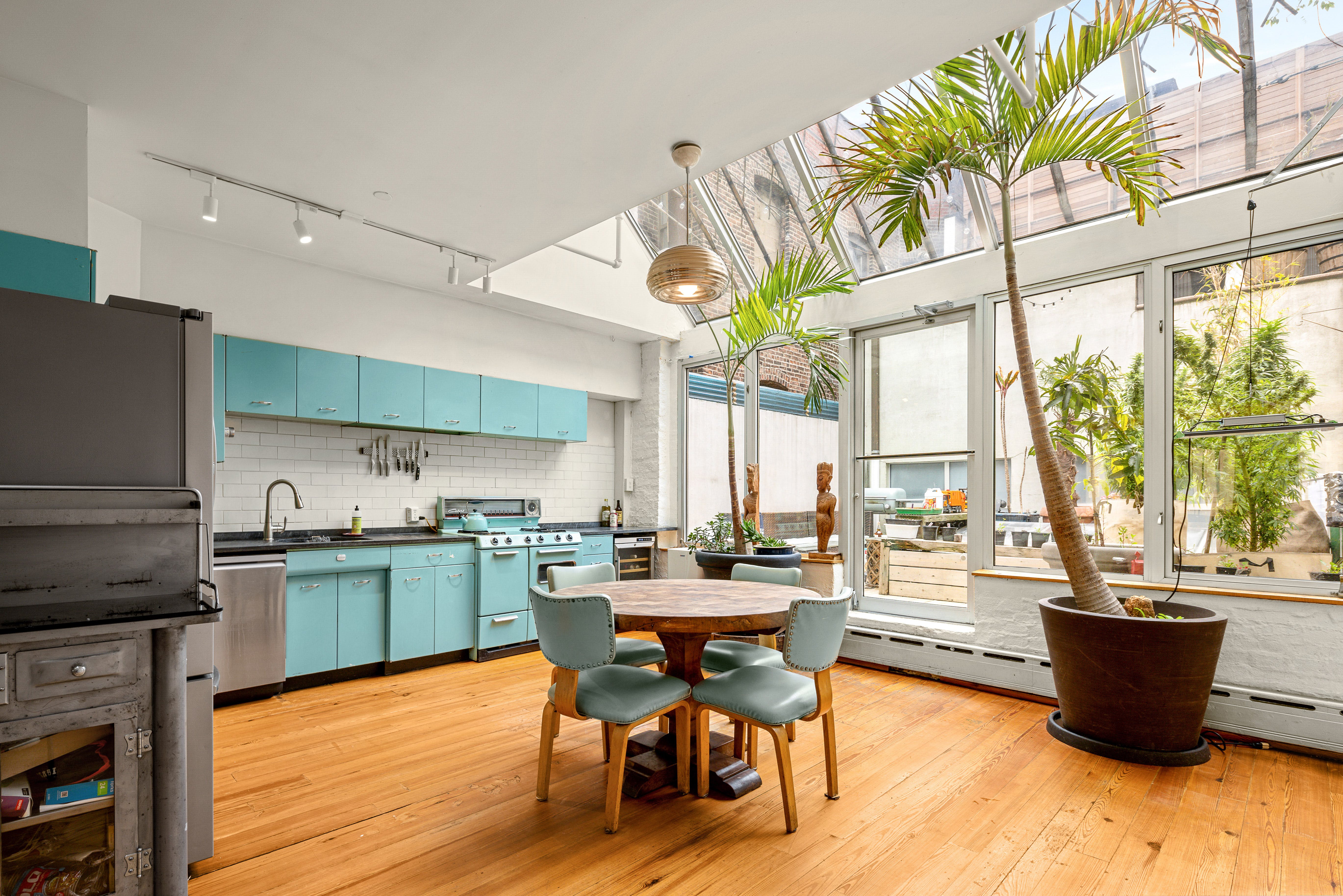 Villa Lysias Minetta NoHo: Luxury 2-Bedroom Apartment Suitable for Families, NoHo