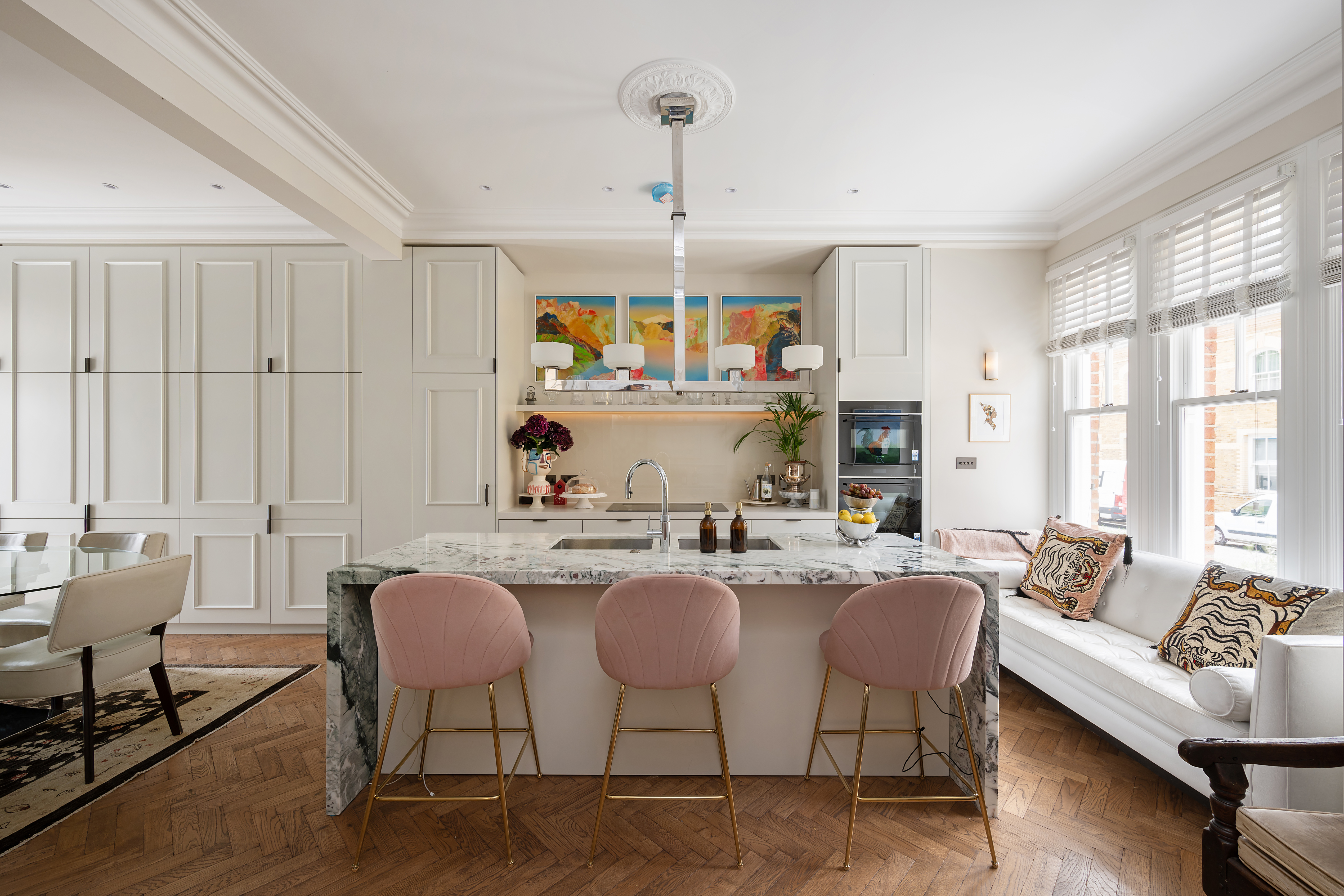 House Helm Wandle Nine Elms: Chic 3-Bedroom House with Air-Con, Nine Elms London