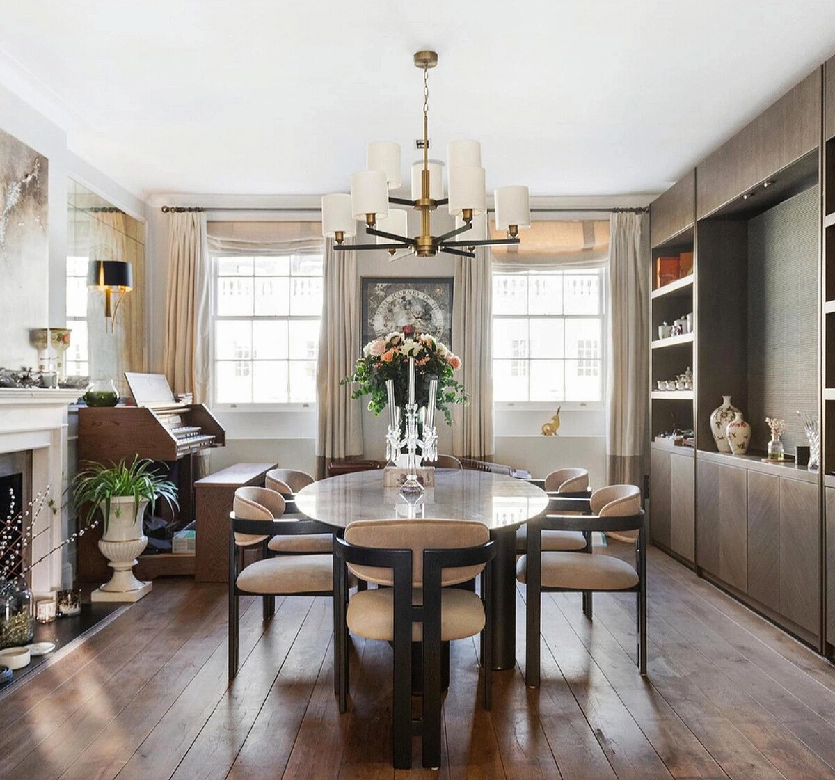 House Eventide Wilton Belgravia: Luxury 3-Bedroom Apartment with Grand Piano, Belgravia