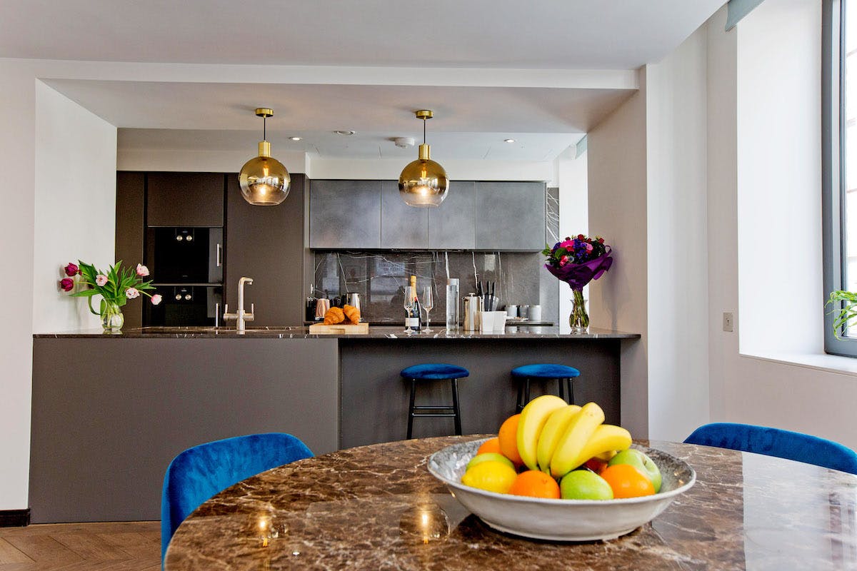 House Helm St. Anne Soho: Elegant 2-Bedroom Apartment with Stylish Interiors, Soho