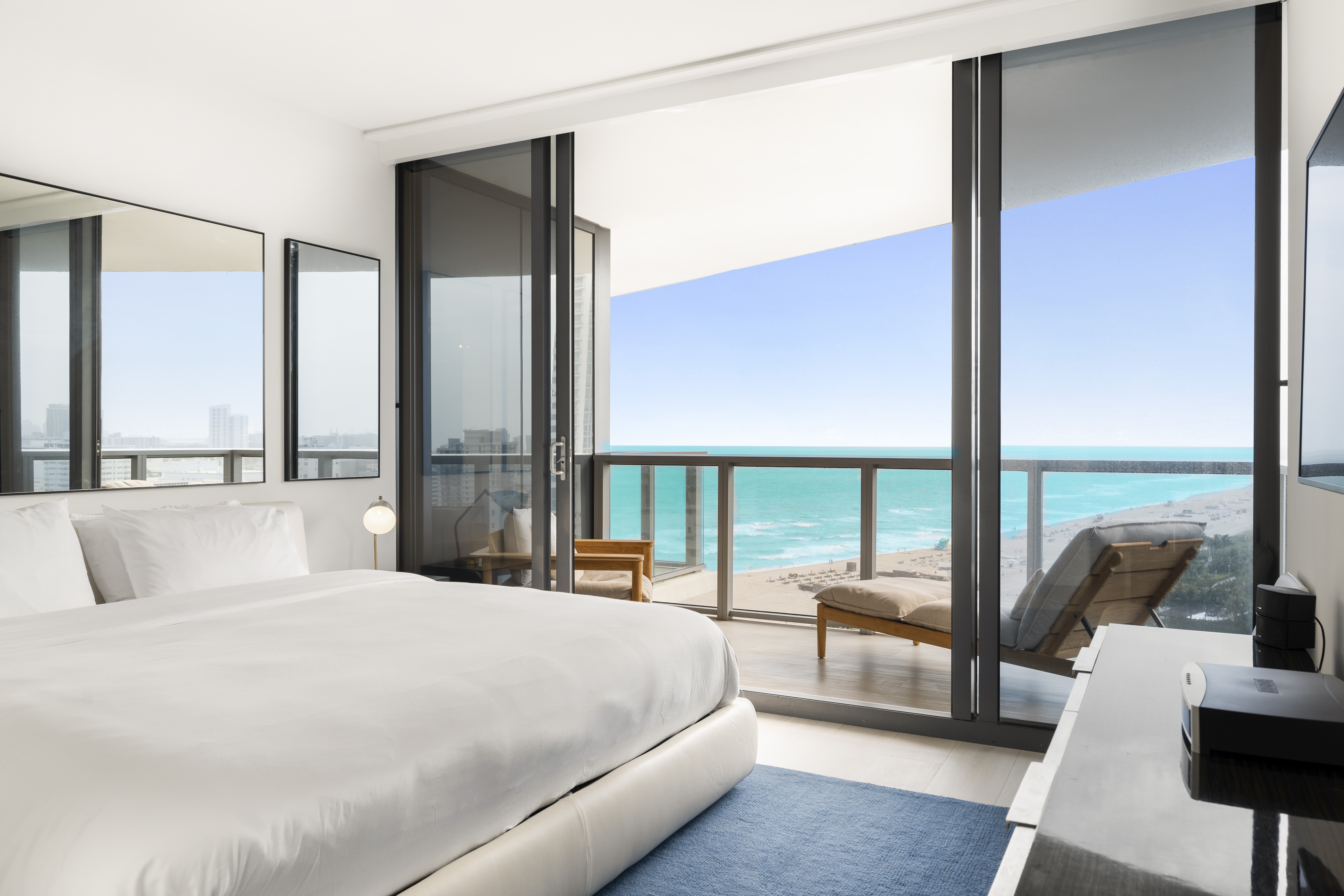 Villa Levante Normandy Isle Miami Beach: Luxury 2-Bedroom Apartment with Seaview, Miami Beach
