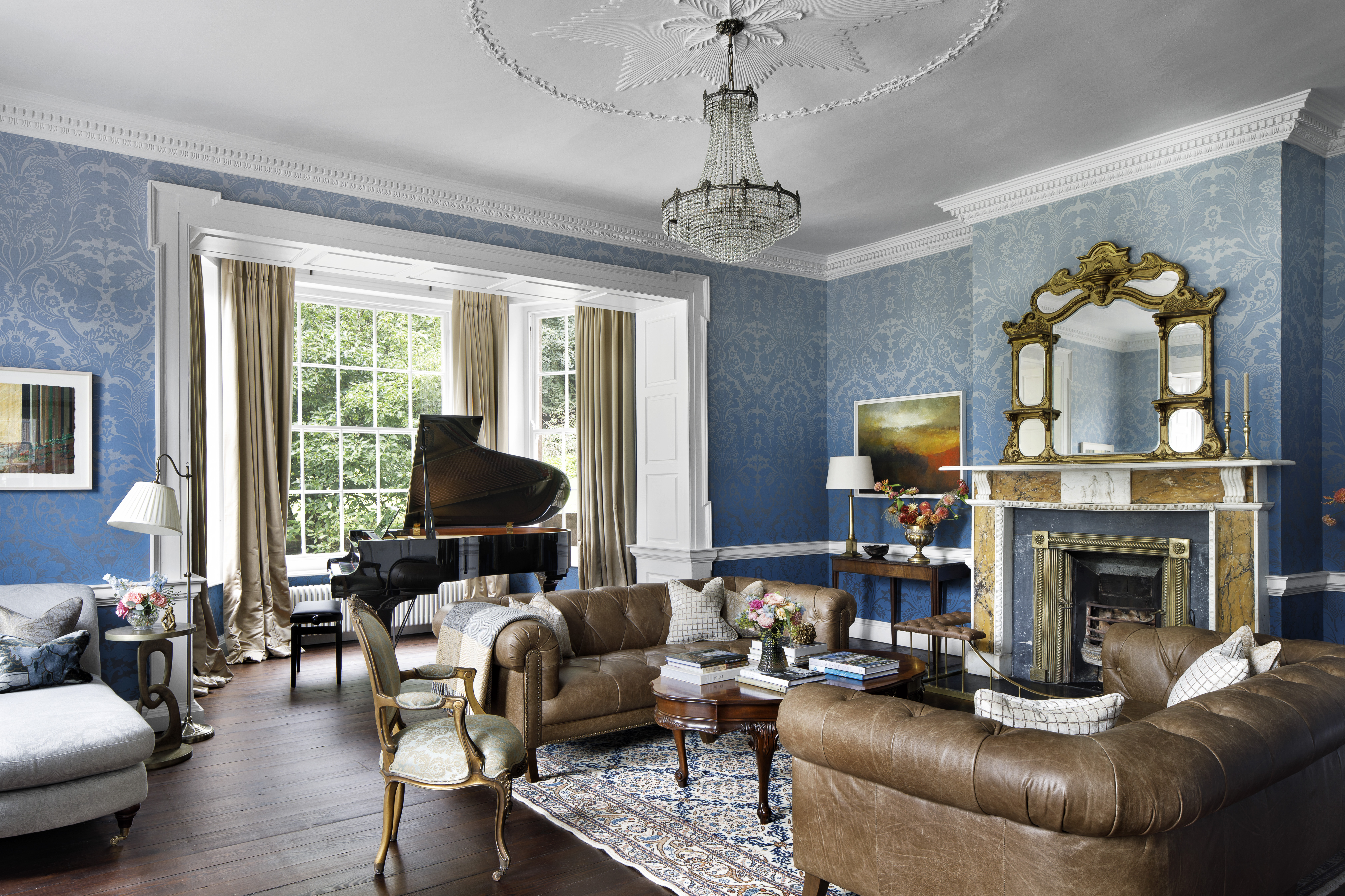 House Blarney Cork: Spacious 8-Bedroom Luxury Apartment with Ballroom, County Cork