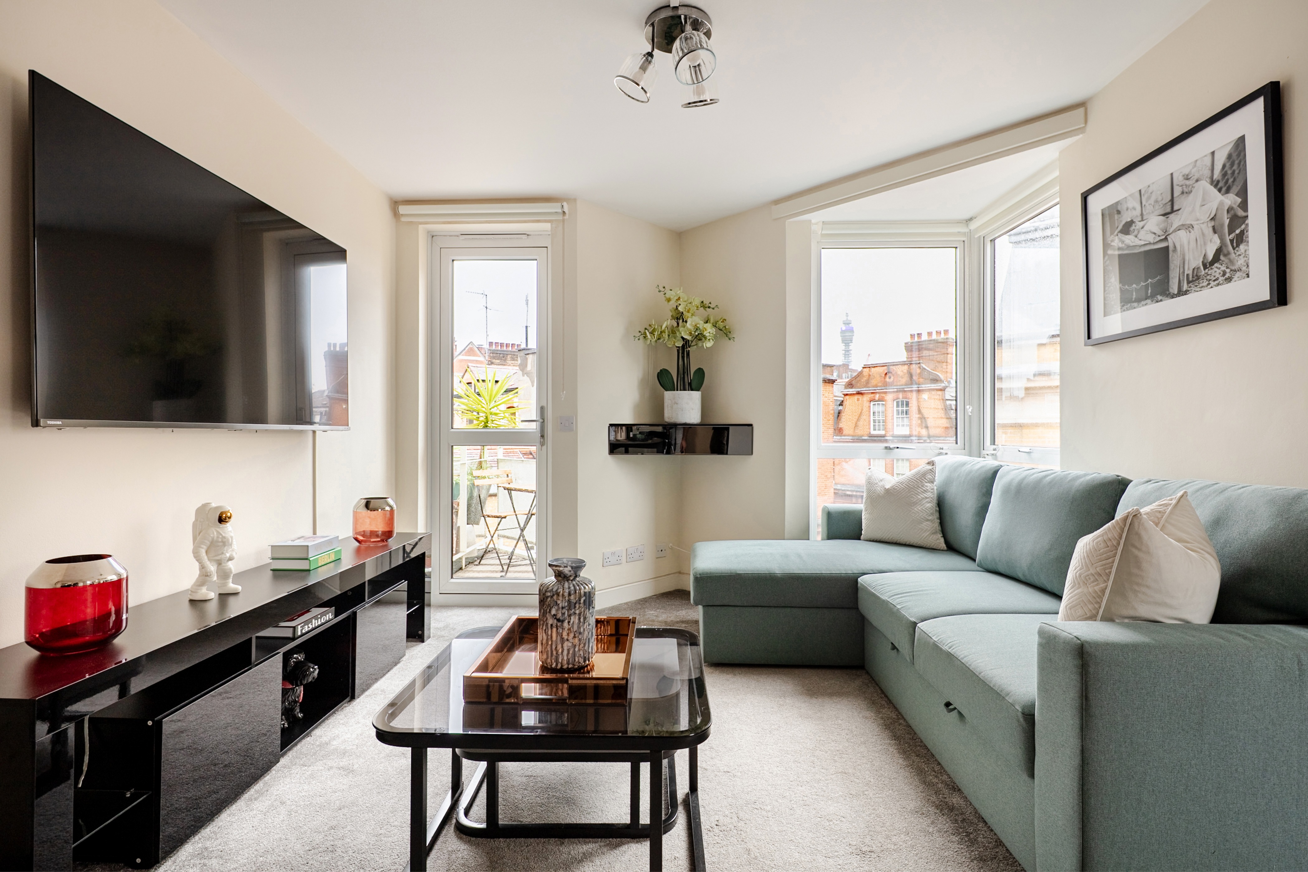 House Gorse Gray’s Inn Holborn: Luxury 1-Bedroom Apartment with Balcony, Holborn