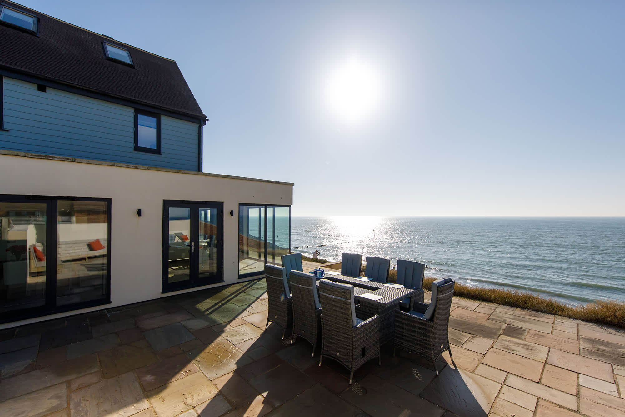 House Gorse Nutbourne Selsey: 5-Bedroom Beachfront Luxury Villa with Seaviews, Selsey