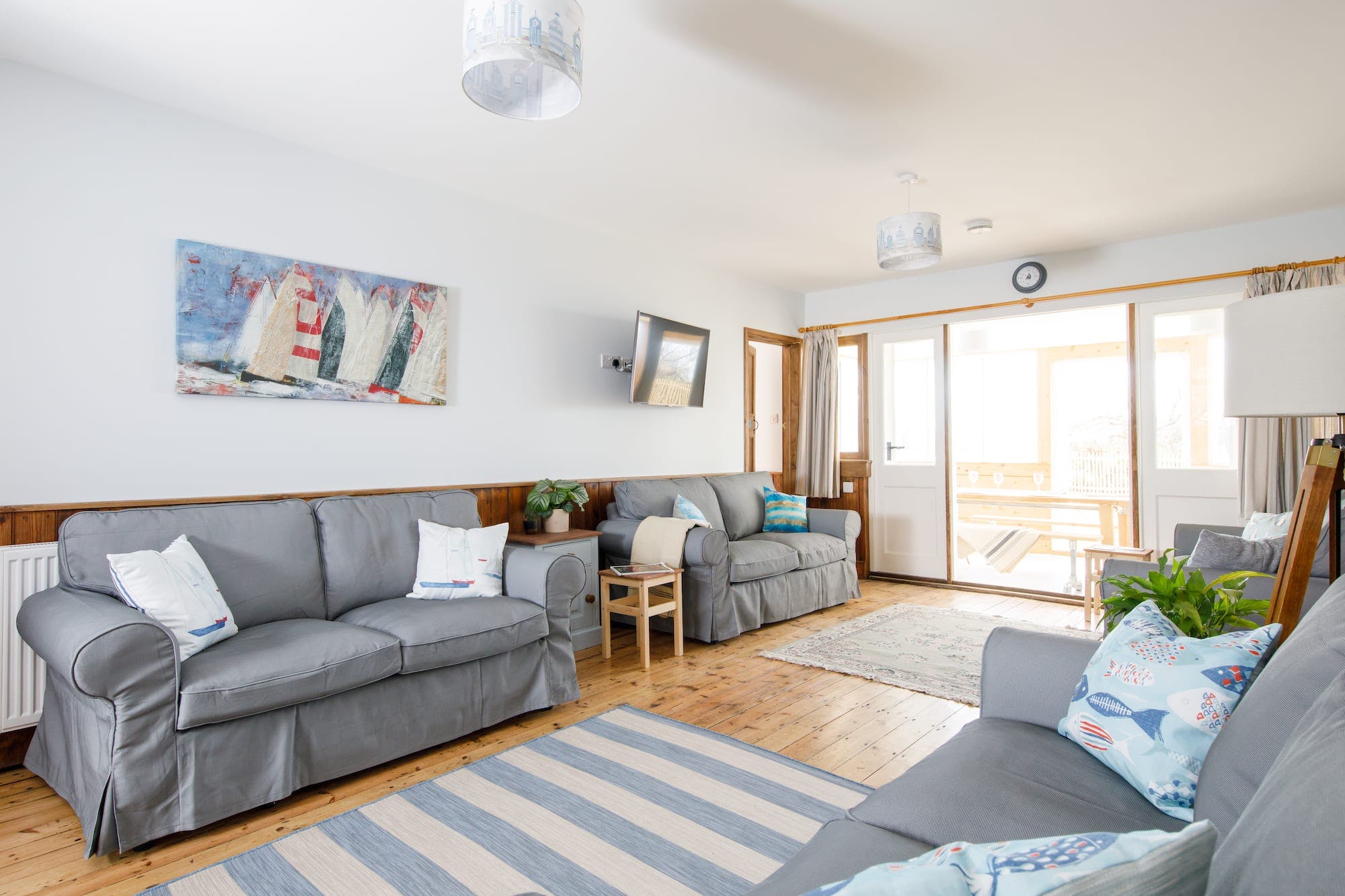 House Rowan Eastoke Selsey: Spacious 6-Bedroom Apartment with Sea Views, Selsey