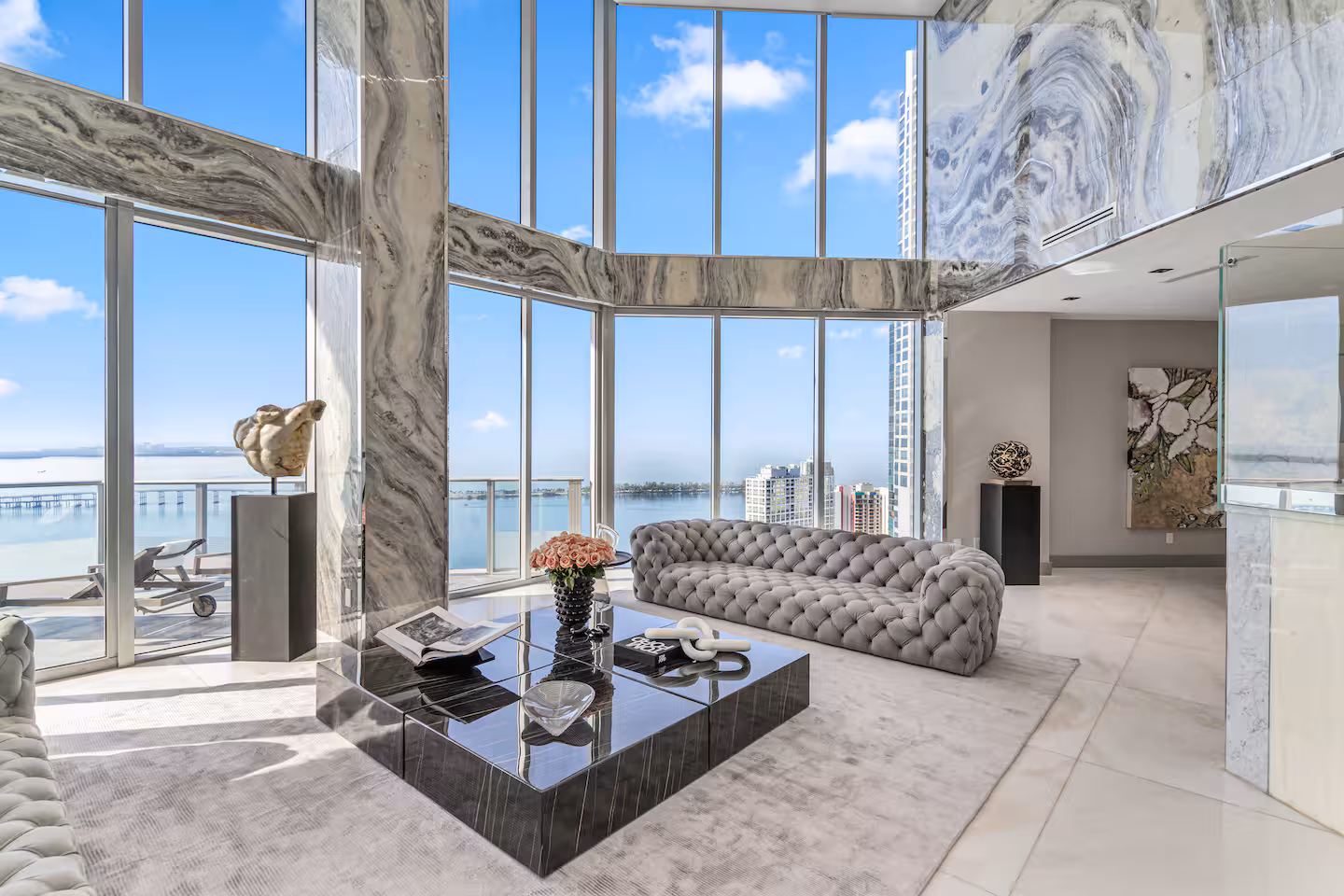 House Brickell Miami: Spacious 5-Bedroom Penthouse with Ocean Views, Miami
