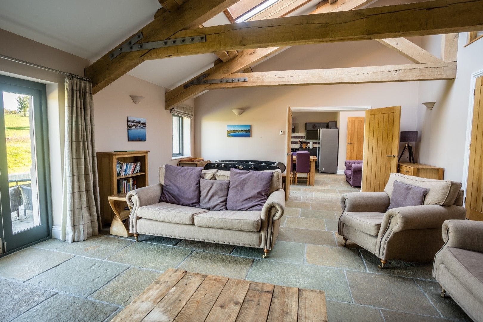 House Brockram Alston: Spacious 4-Bedroom Apartment Rental with Hot Tub and Tennis Court, Cumbria
