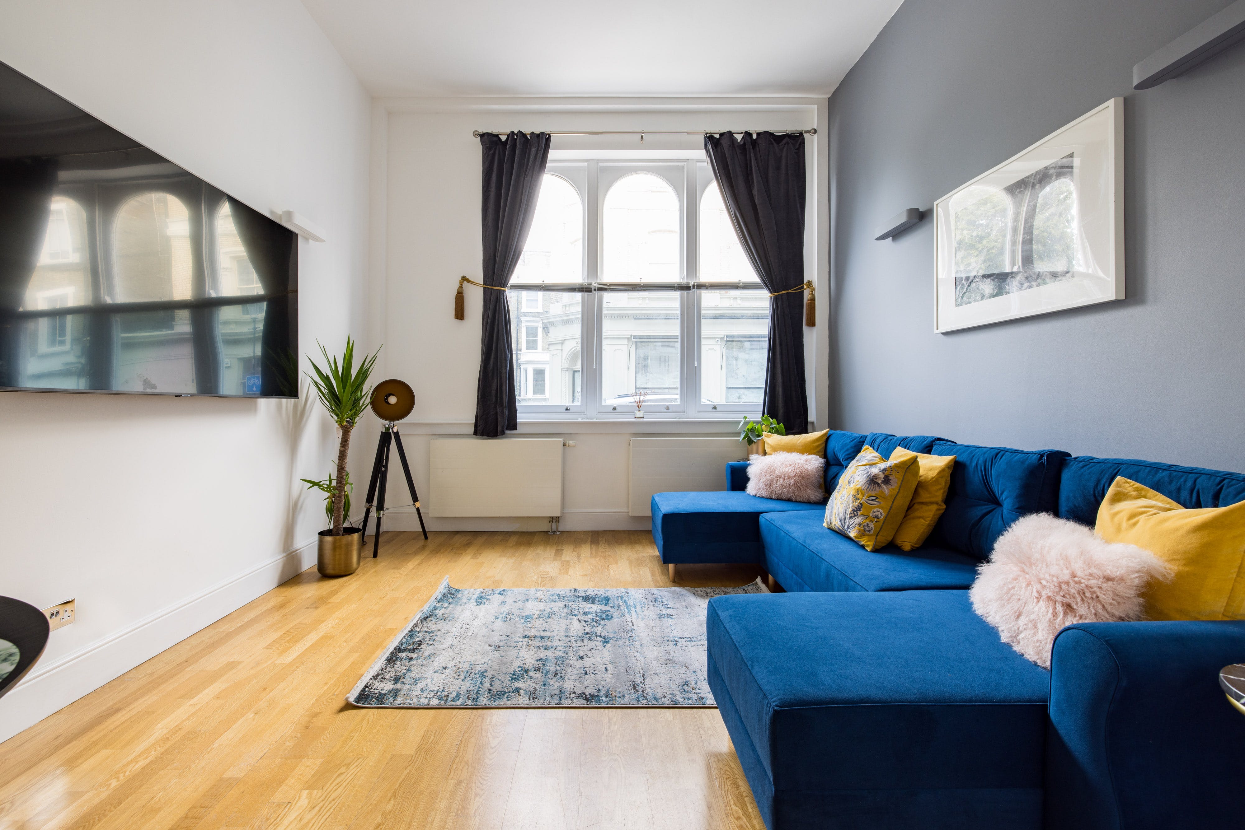 House Gloaming Fulham Earl’s Court: One-Bedroom Apartment Rental with Private Garden in Earl’s Court, London