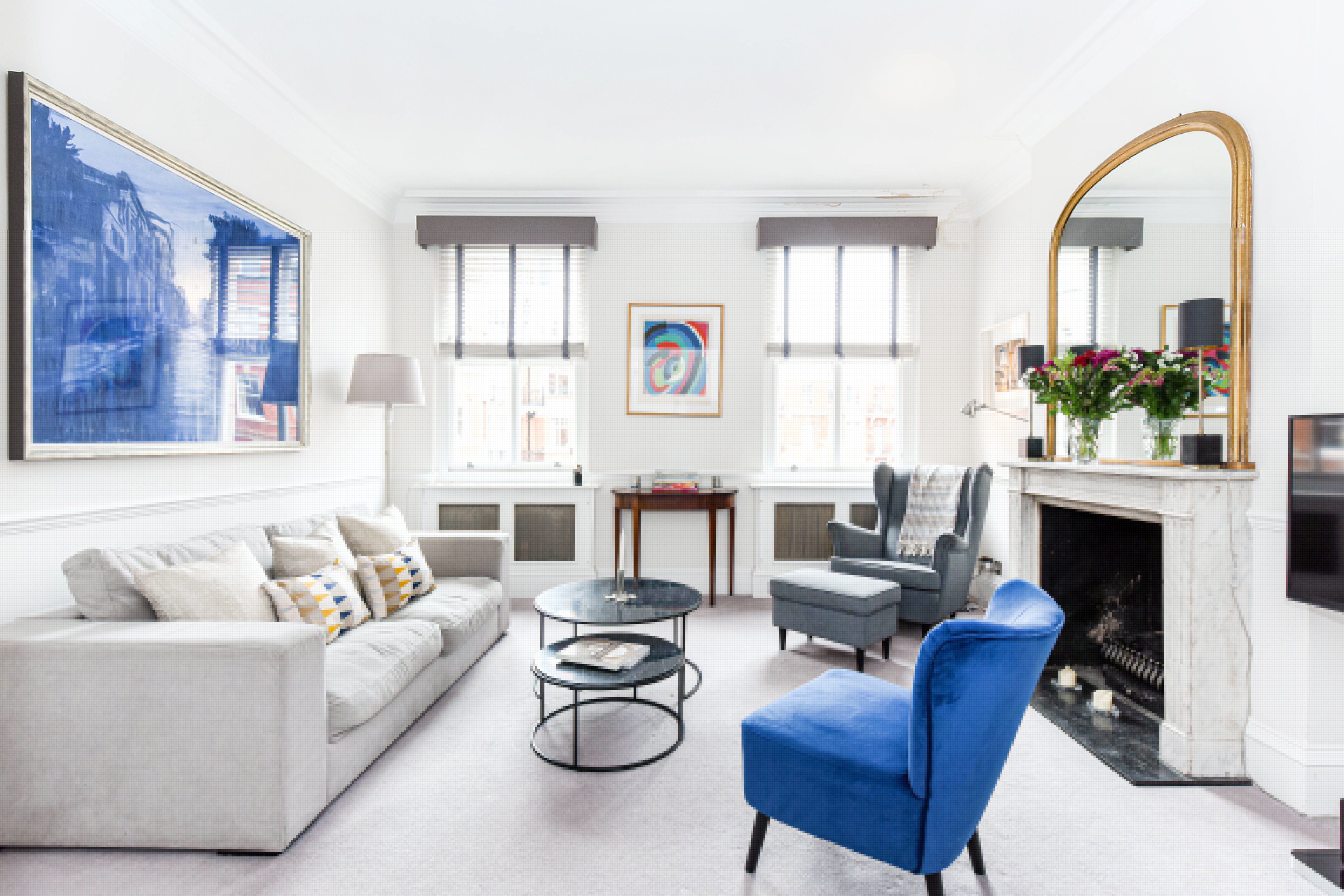 House Föhn Pembridge Kensington: Stylish 2-Bedroom Apartment Rental with Family-Friendly Features, Kensington