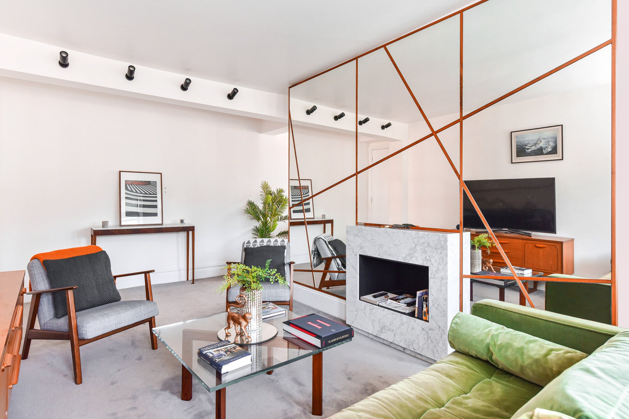 House Helm Abingdon Kensington: Chic 2-Bedroom Family-Friendly Apartment Rental Kensington, London