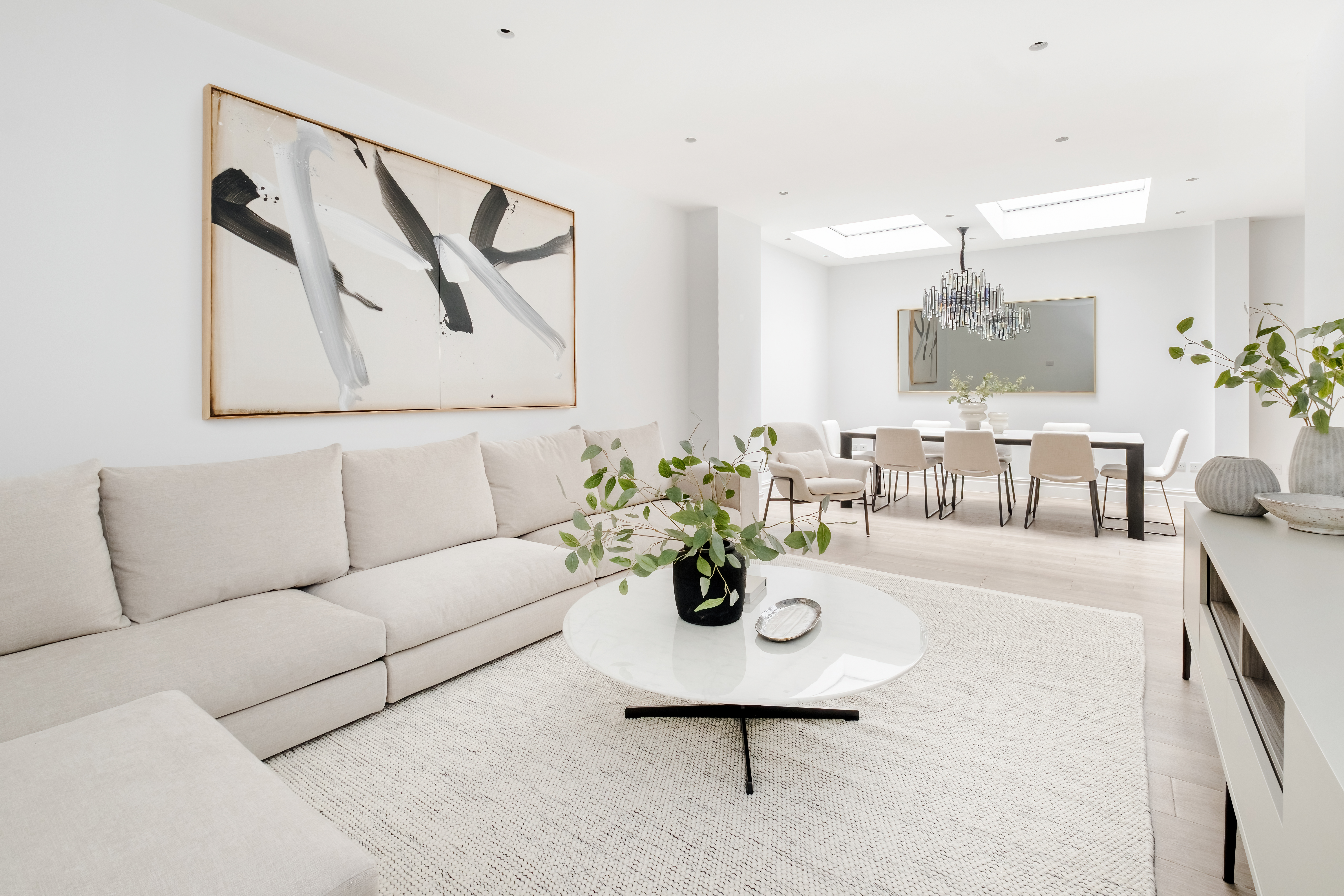 House Vesper Imperial Knightsbridge: 4-Bedroom Luxury Apartment with Family-Friendly Features, Knightsbridge