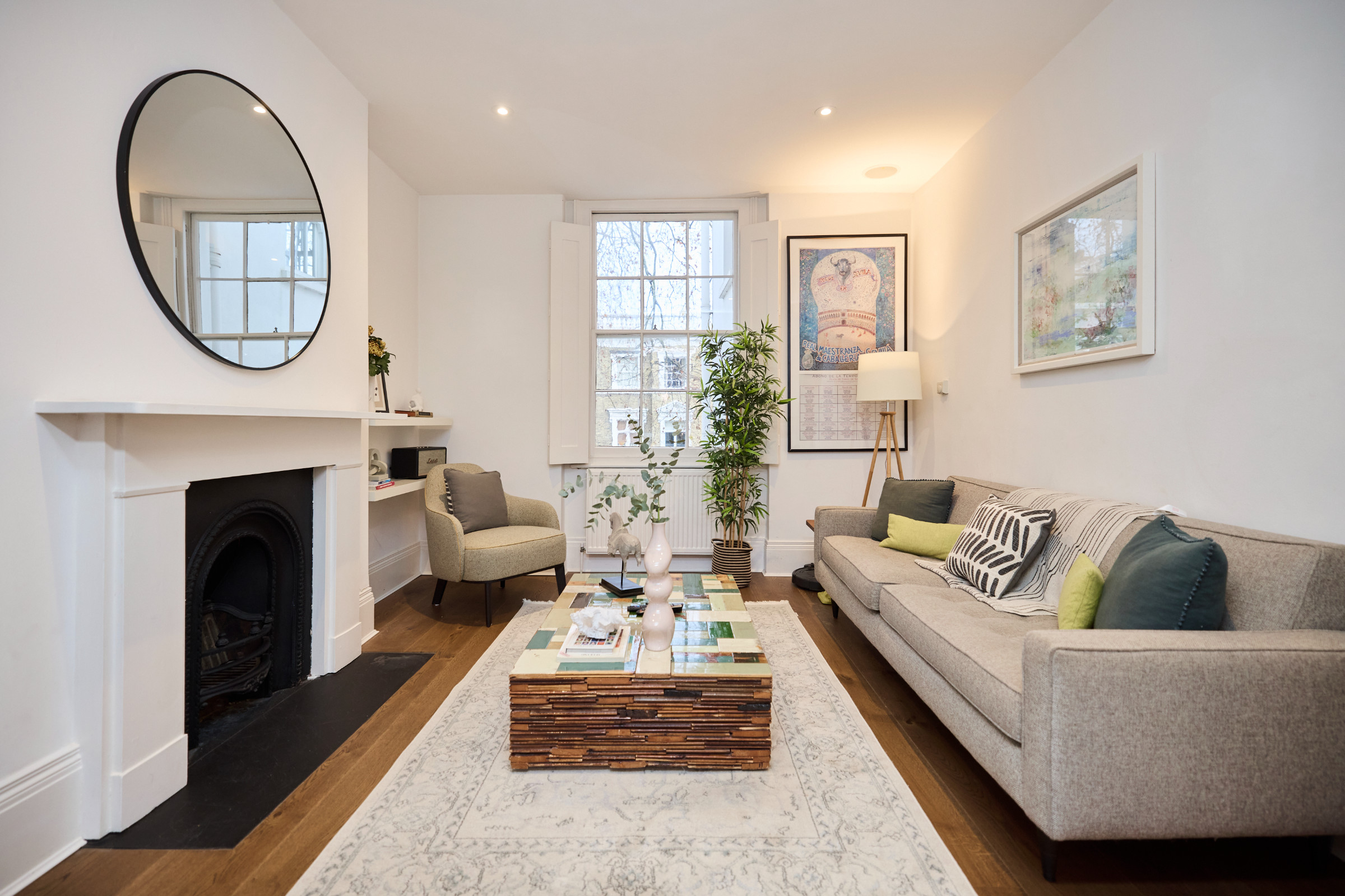 House Lysias Lots Road Chelsea: Luxury 3-Bedroom Townhouse with Terrace in Chelsea, London