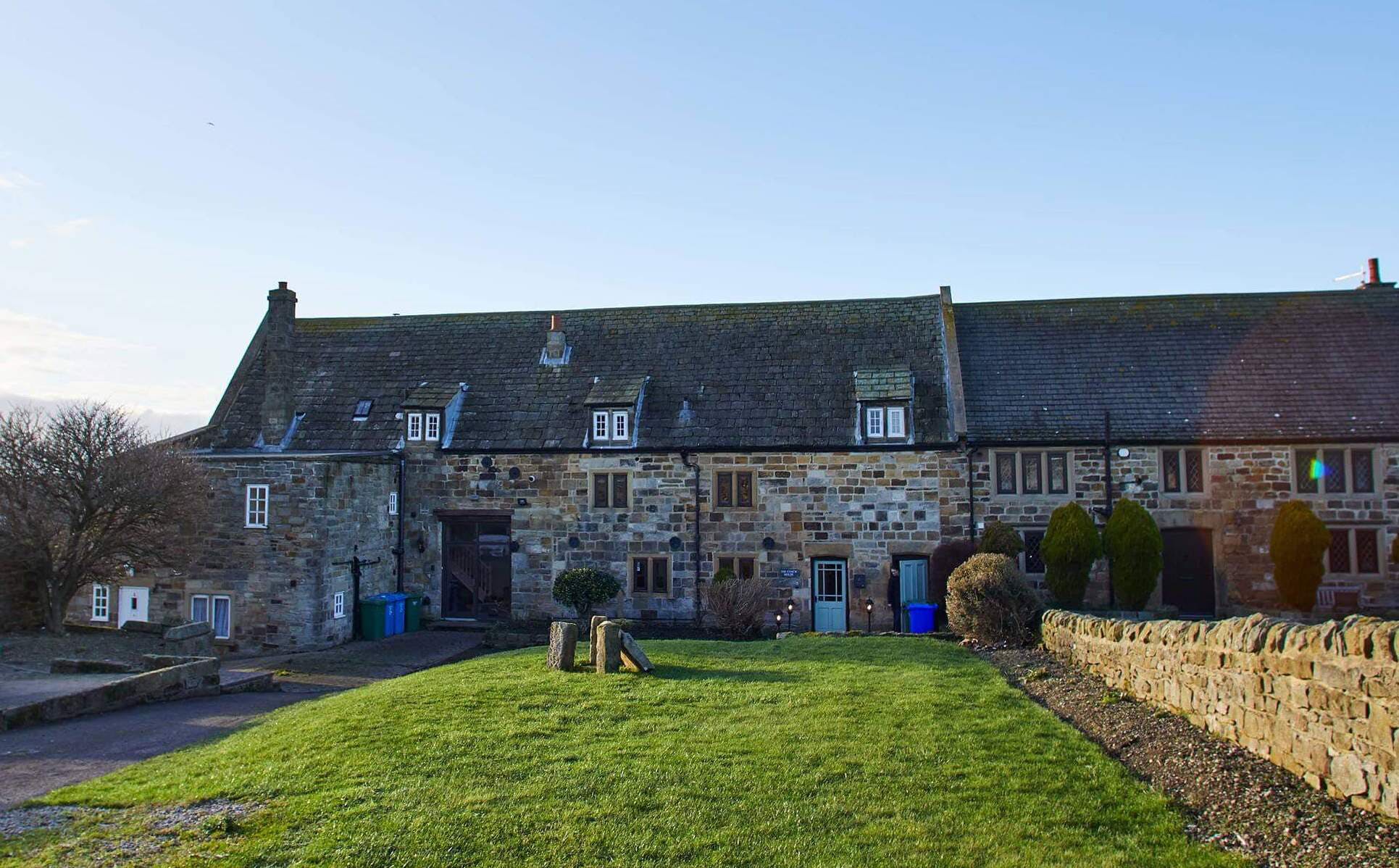 House Rowan Sands Whitby: Charming 5-Bedroom Holiday Cottage with Seaviews in Whitby, North Yorkshire