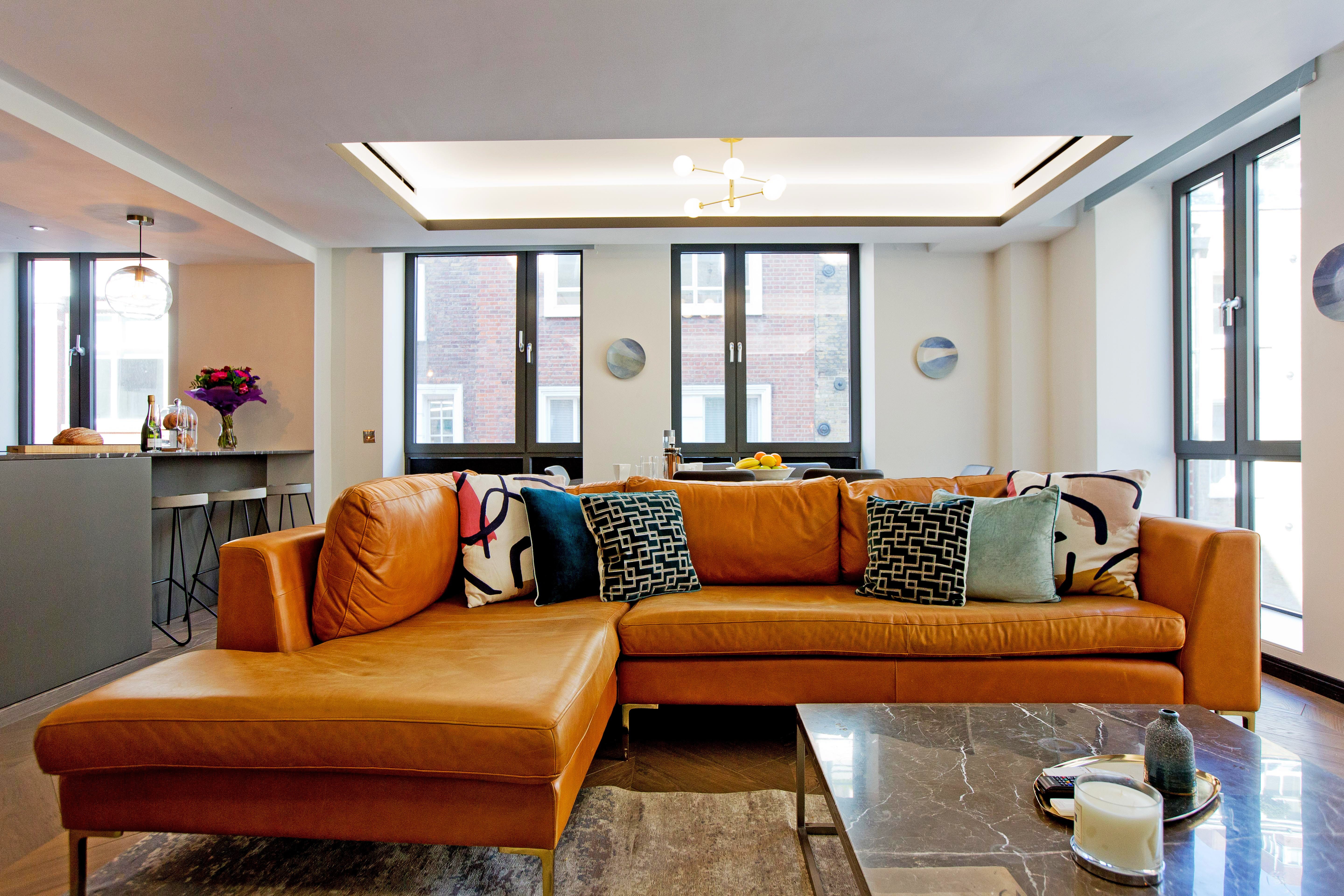 House Vesper Berwick Soho: Stylish 2-Bedroom Luxury Apartment in Vibrant Soho, London