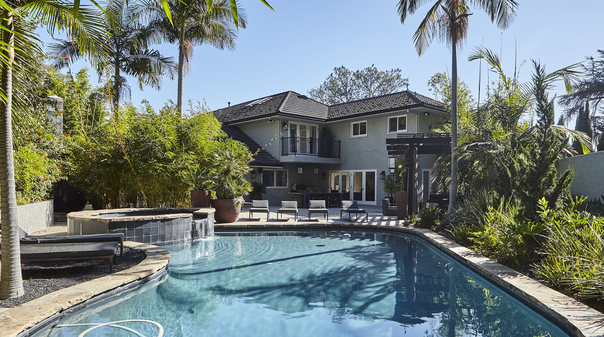 Villa Boreas Harpeth Franklin Village: Spacious 5-Bedroom Luxury House with Pool, Los Angeles