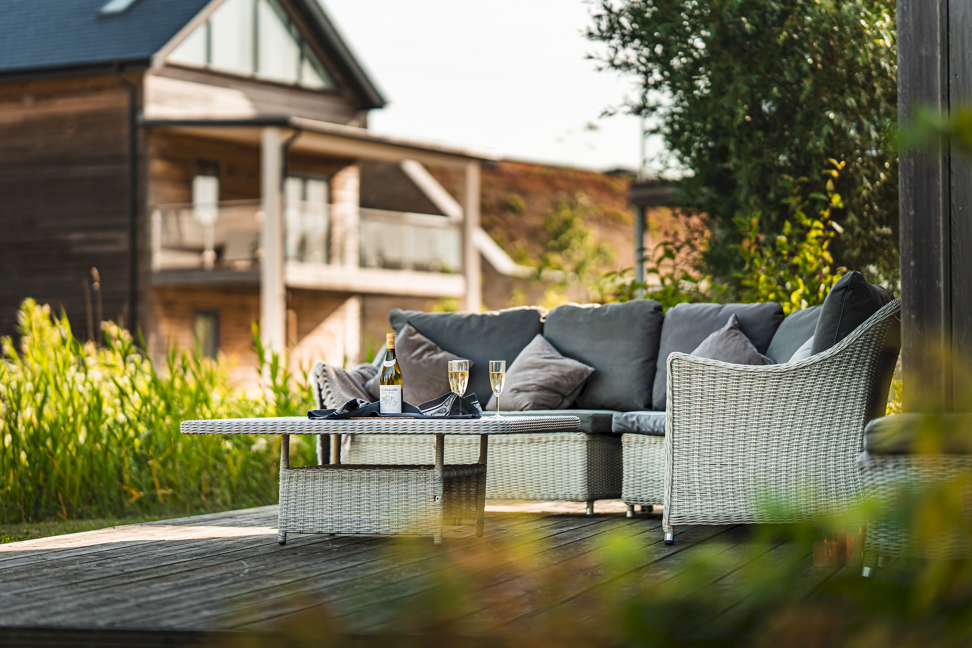 House Gloaming Osmington Weymouth: Luxury 4-Bedroom House with Heated Pool and Tennis Court, Weymouth