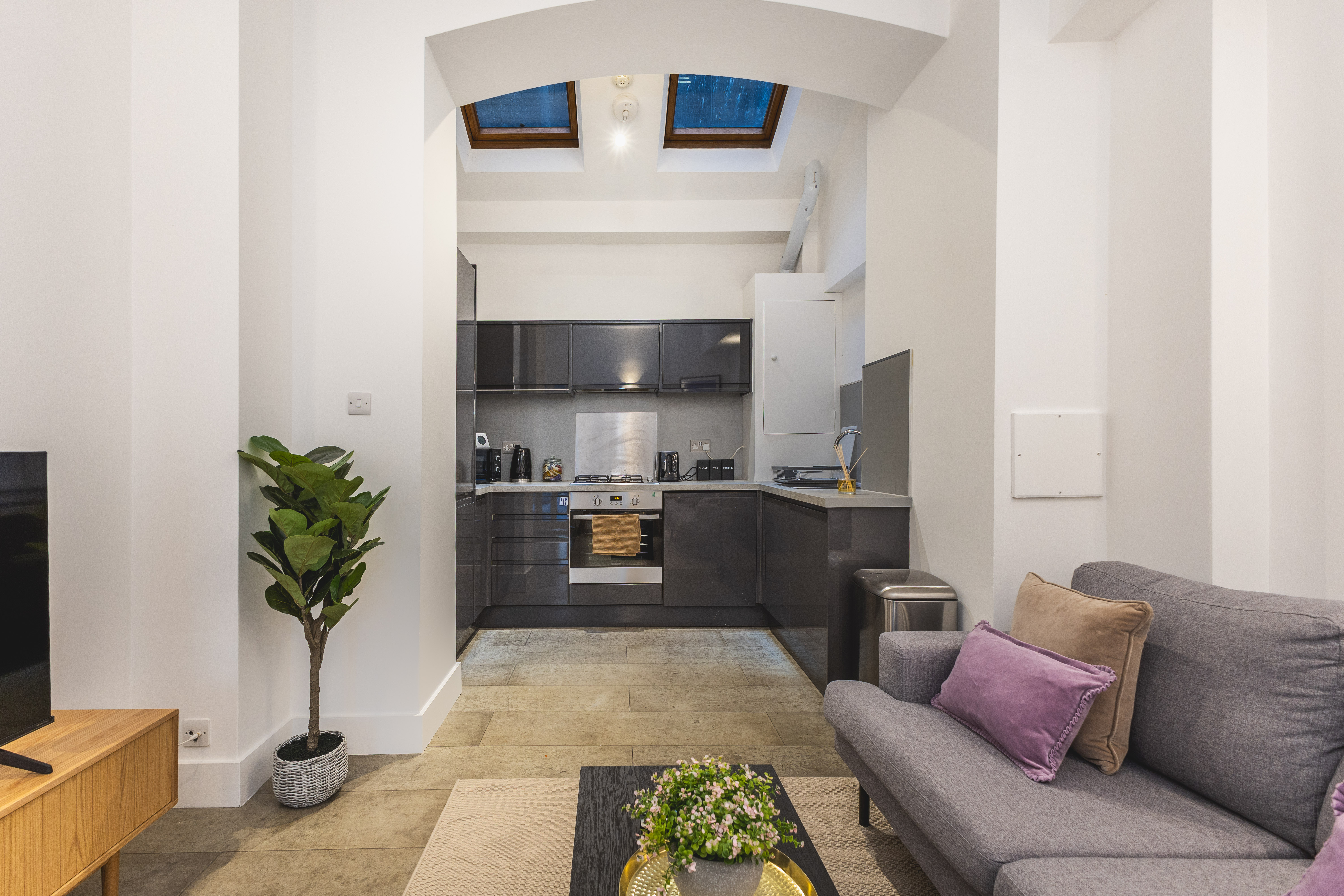 House Helm Smithfield Farringdon: Modern 2-Bedroom Apartment with Family-Friendly Features, Farringdon