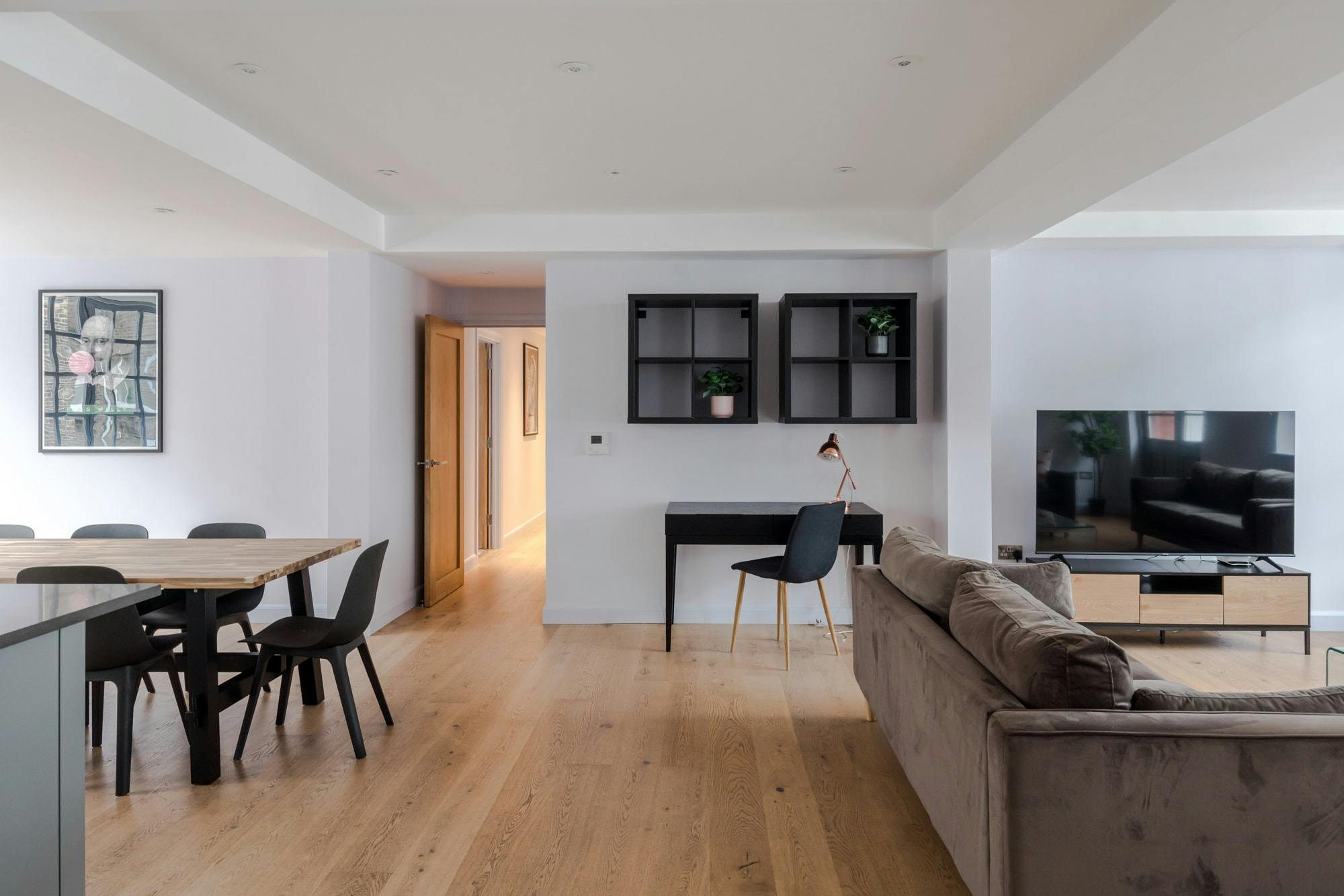 House Gloaming Finsbury Clerkenwell: Spacious 3-Bedroom Luxury Apartment for Families, Clerkenwell