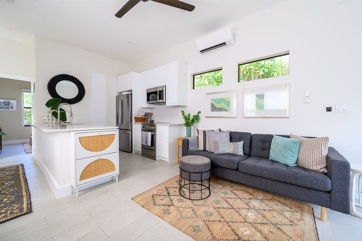 House Coconut Grove Miami: Luxury 2-Bedroom House with Private Spa Jacuzzi, Downtown Miami