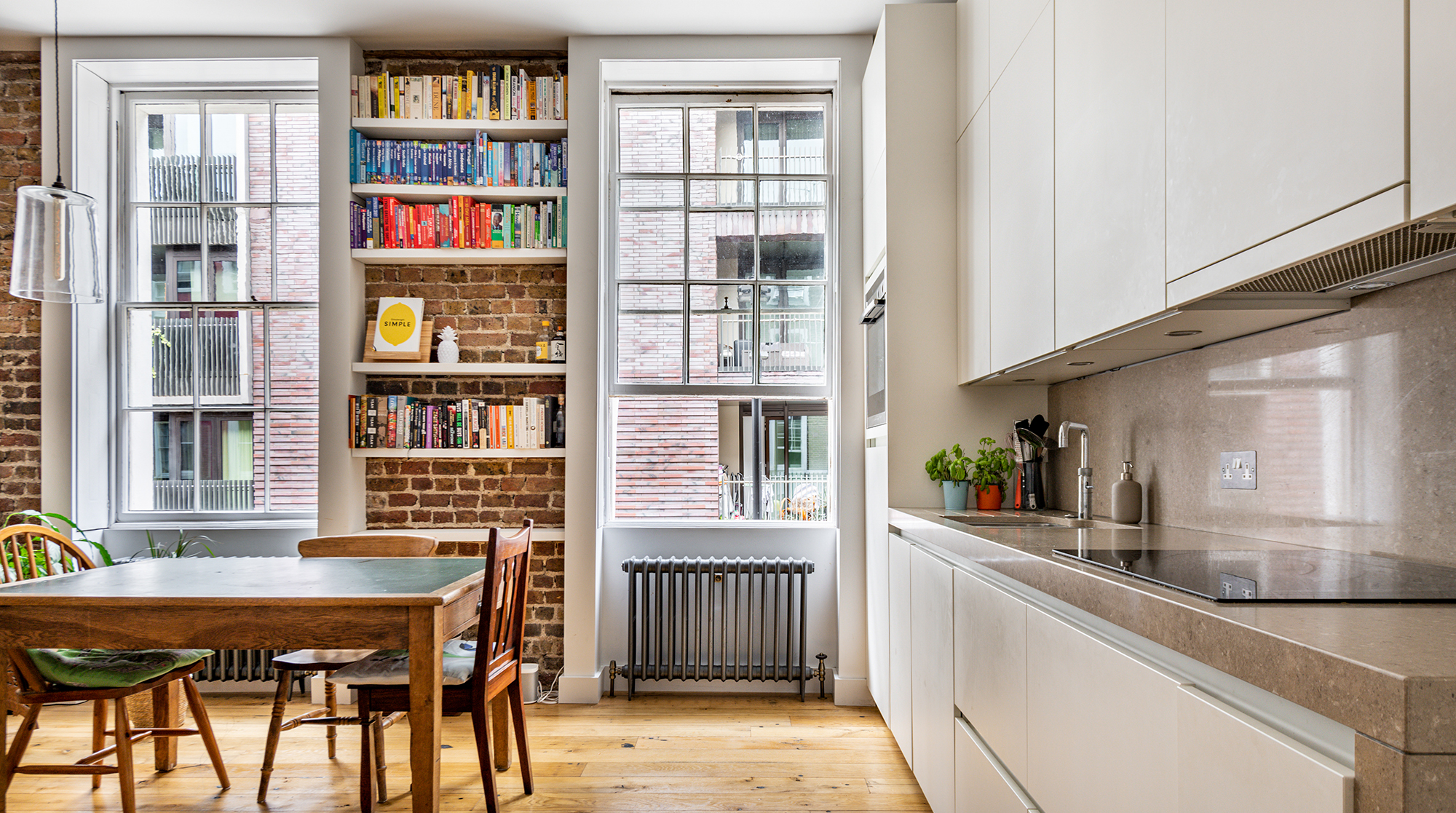 House Dickens Fitzrovia: Chic 1-Bedroom Apartment Rental with City Charm in Fitzrovia London