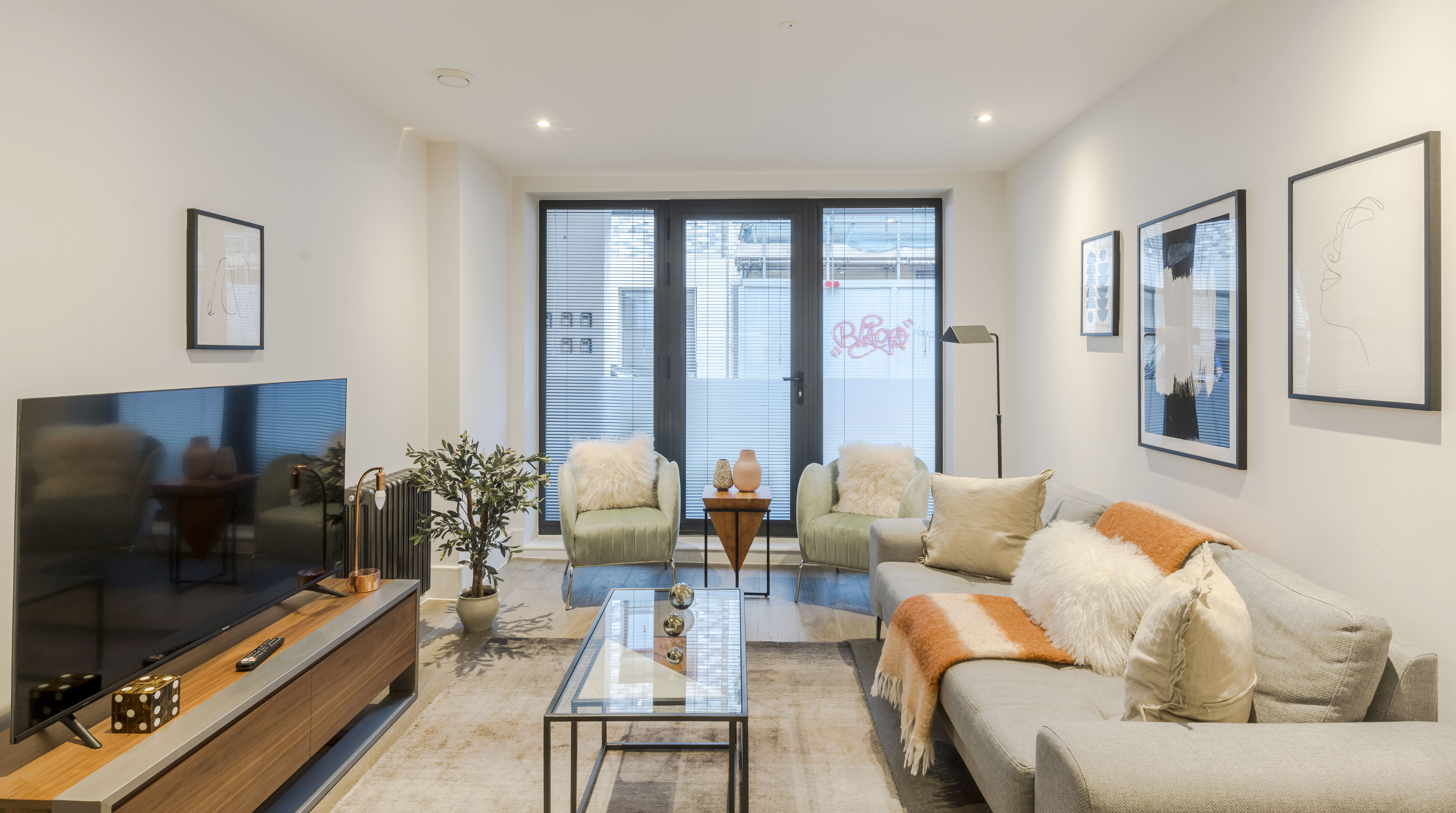 House Vesper Gray’s Inn Holborn: Luxury 3-Bedroom Apartment for Families, Holborn