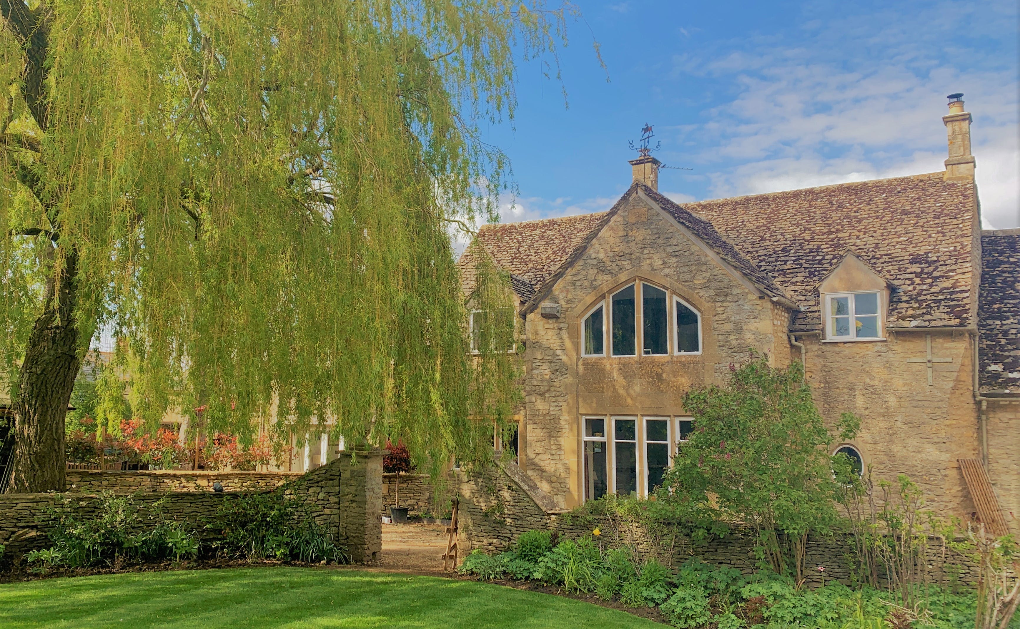 House Lysias Buscot Faringdon: Spacious 4-Bedroom House with Hot Tub, Faringdon