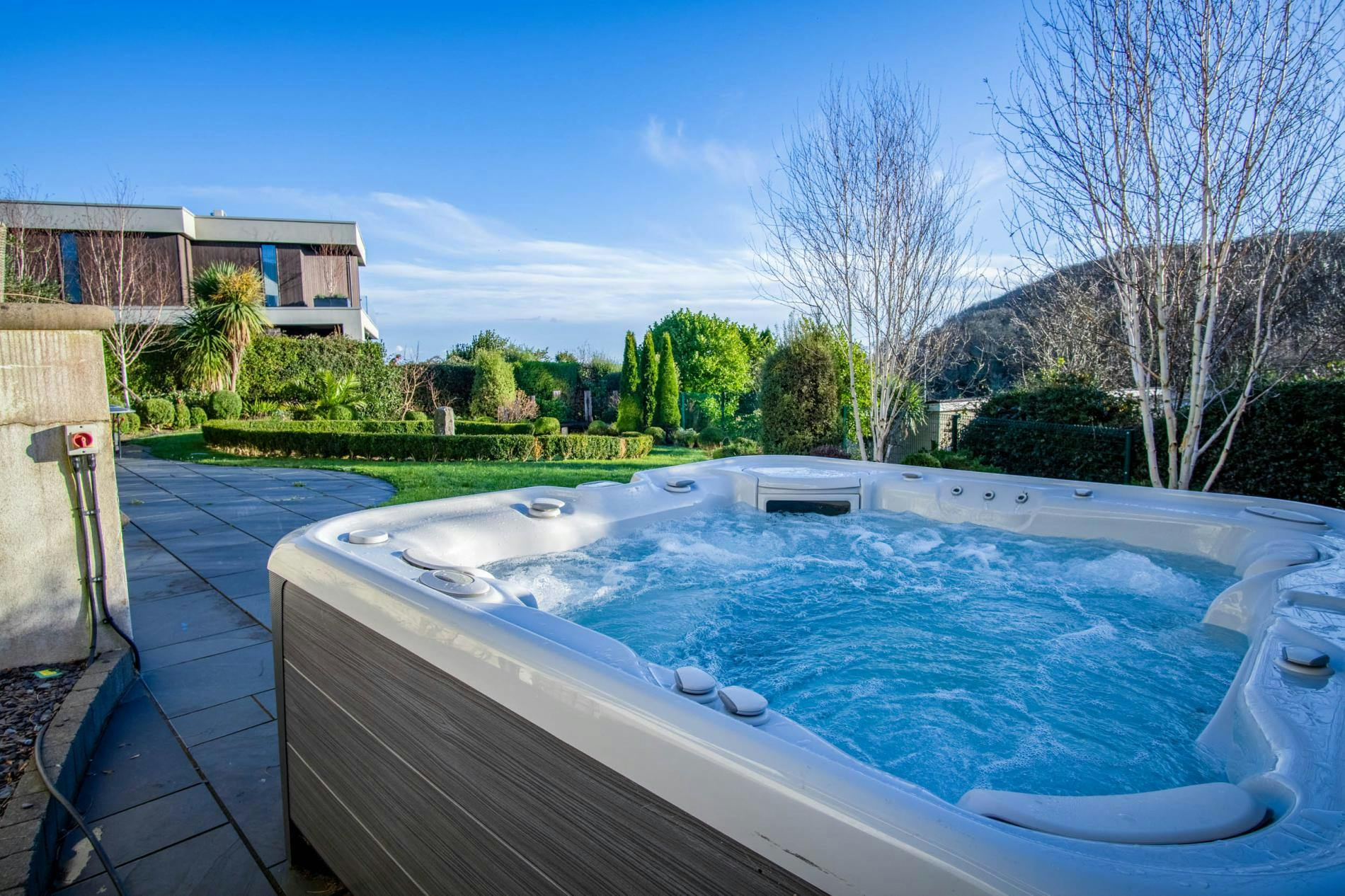 House Giltar Saundersfoot: Luxury 4-Bedroom House with Hot Tub and Sea Views, Saundersfoot
