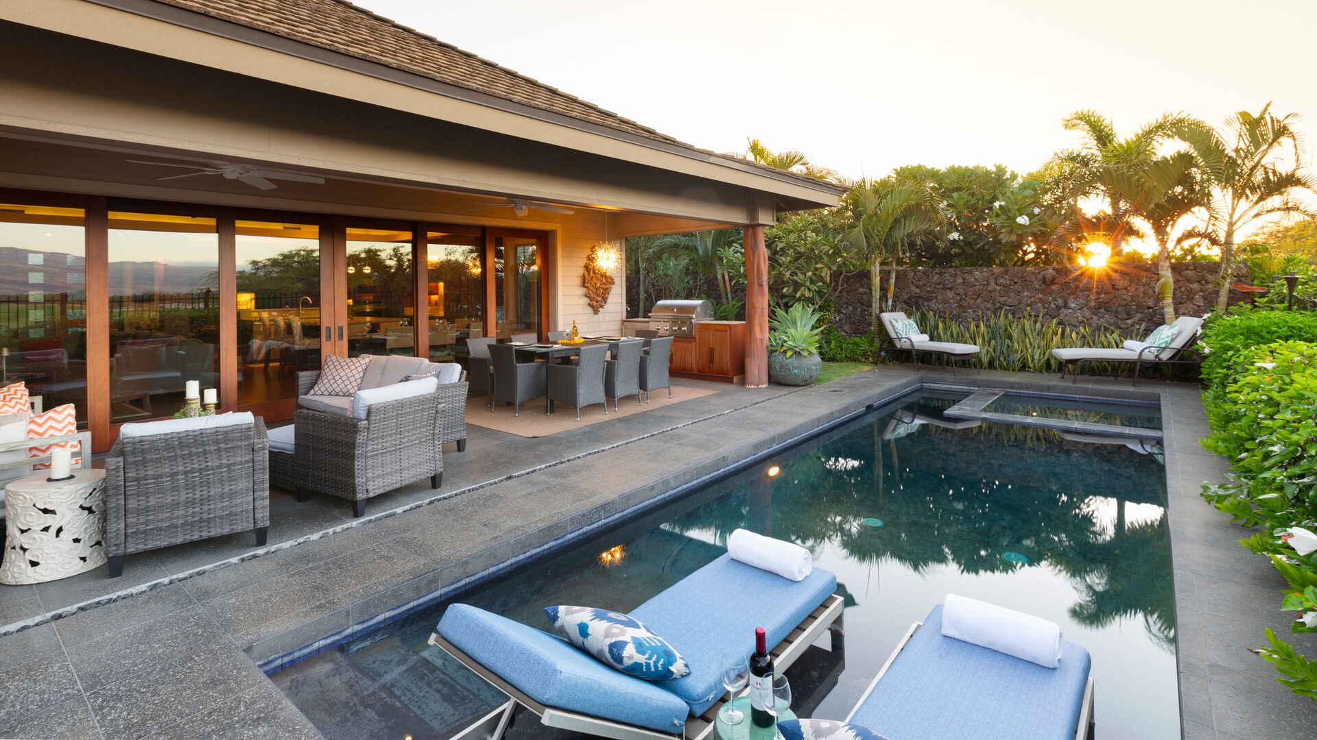 Villa Aurore Keauhou Hawaii: Luxury 4-Bedroom Villa with Private Pool and Seaview, Hawaii