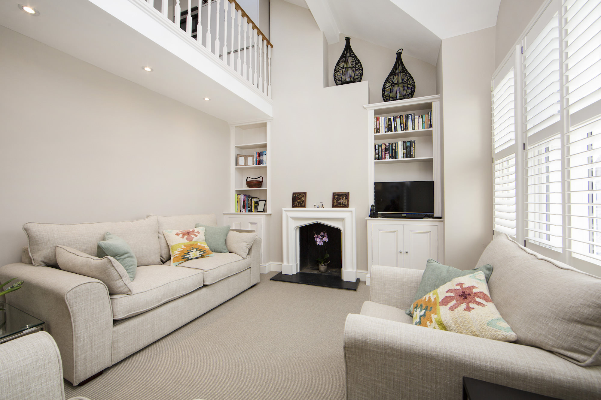 House Imperial Fulham: Chic 2-Bedroom Apartment with Roof Terrace, Apartment Rental Fulham London