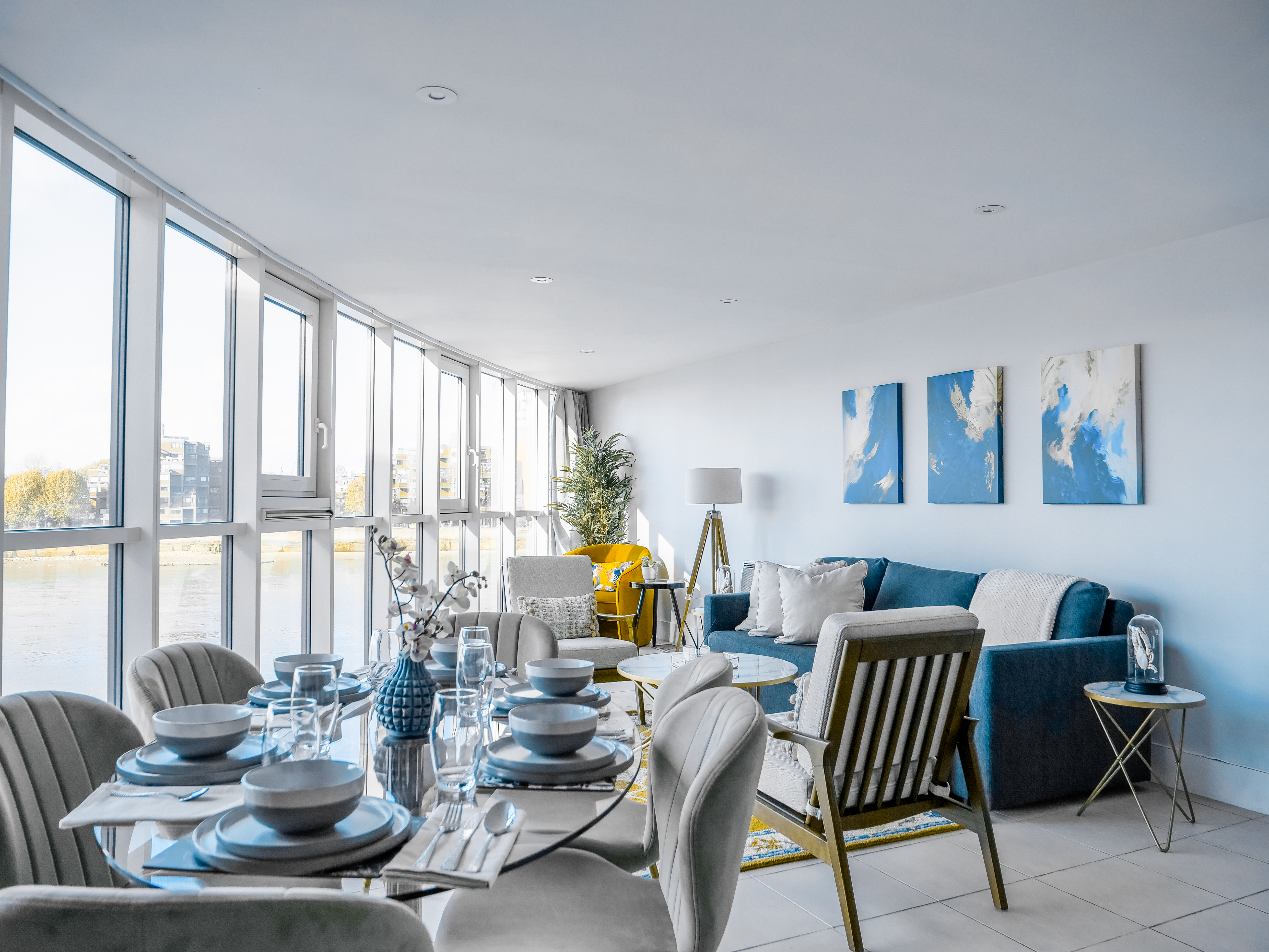 House Gloaming Vauxhall Nine Elms Vauxhall: 2-Bedroom Luxury Apartment with Thames Views, Vauxhall