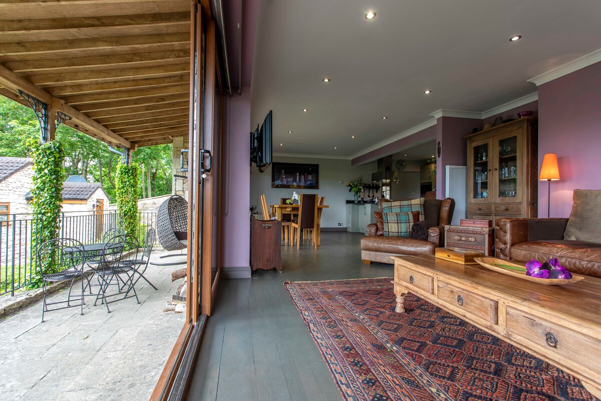 House Gorse PriorPark Bath: Luxury 4-Bedroom Villa with Scenic Views, Bath