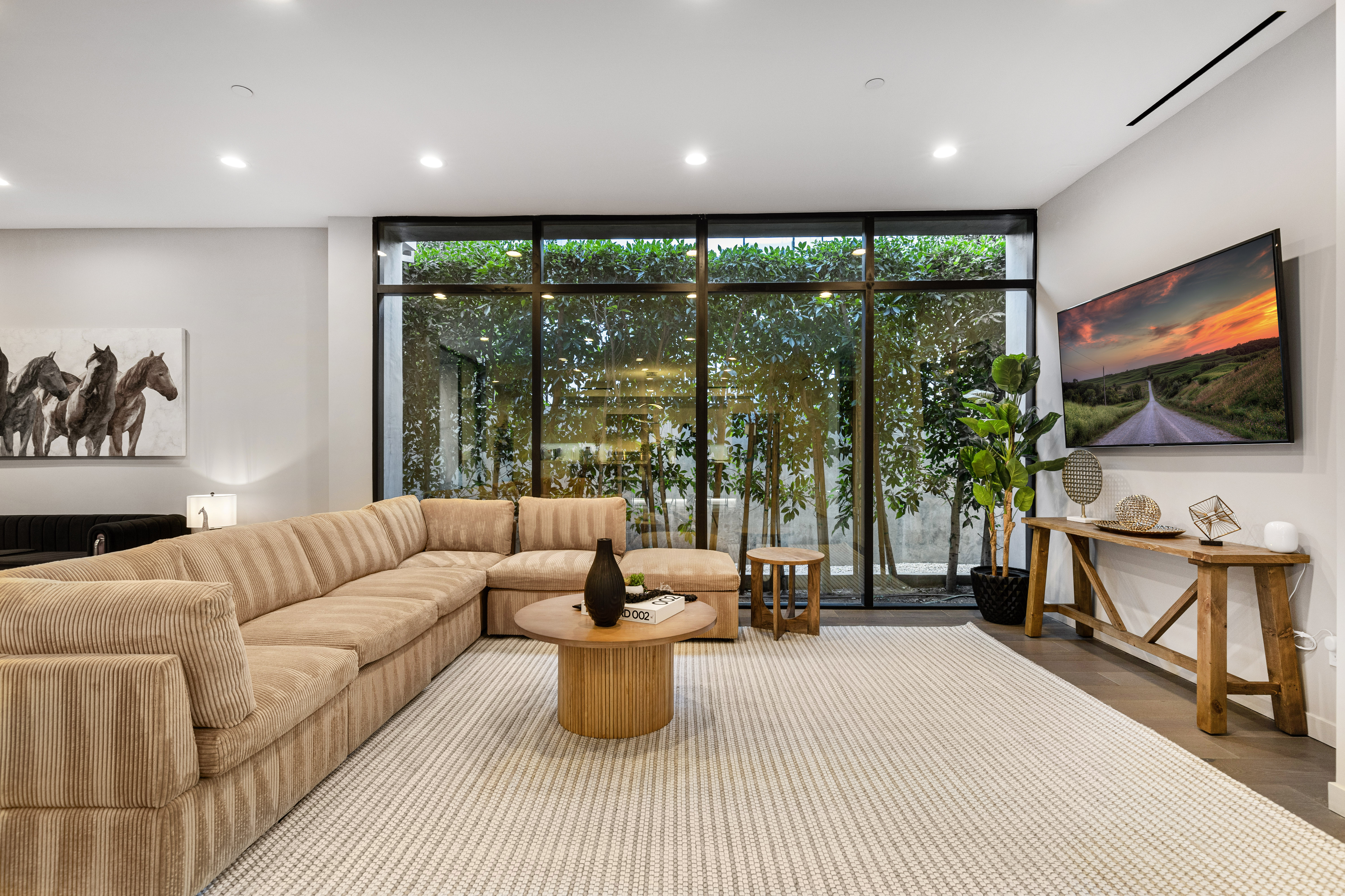 Villa Ponente Coldwater Canyon Beverly Crest: 5-Bedroom Luxury Villa with Private Pool, Beverly Crest
