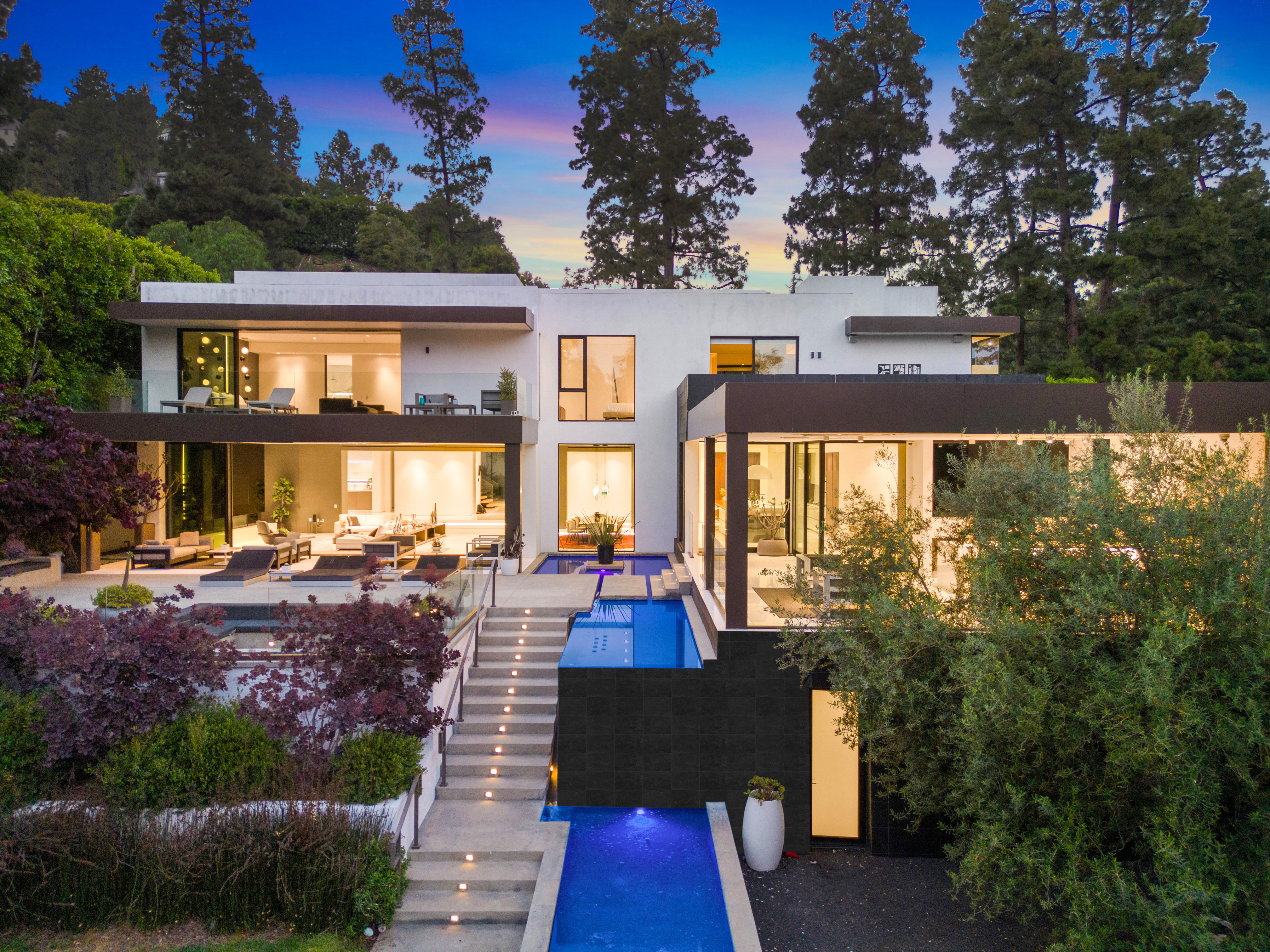 House Laurel Beverly Beverly Crest: Spacious 7-Bedroom Apartment with Seaview and Pool, Beverly Crest