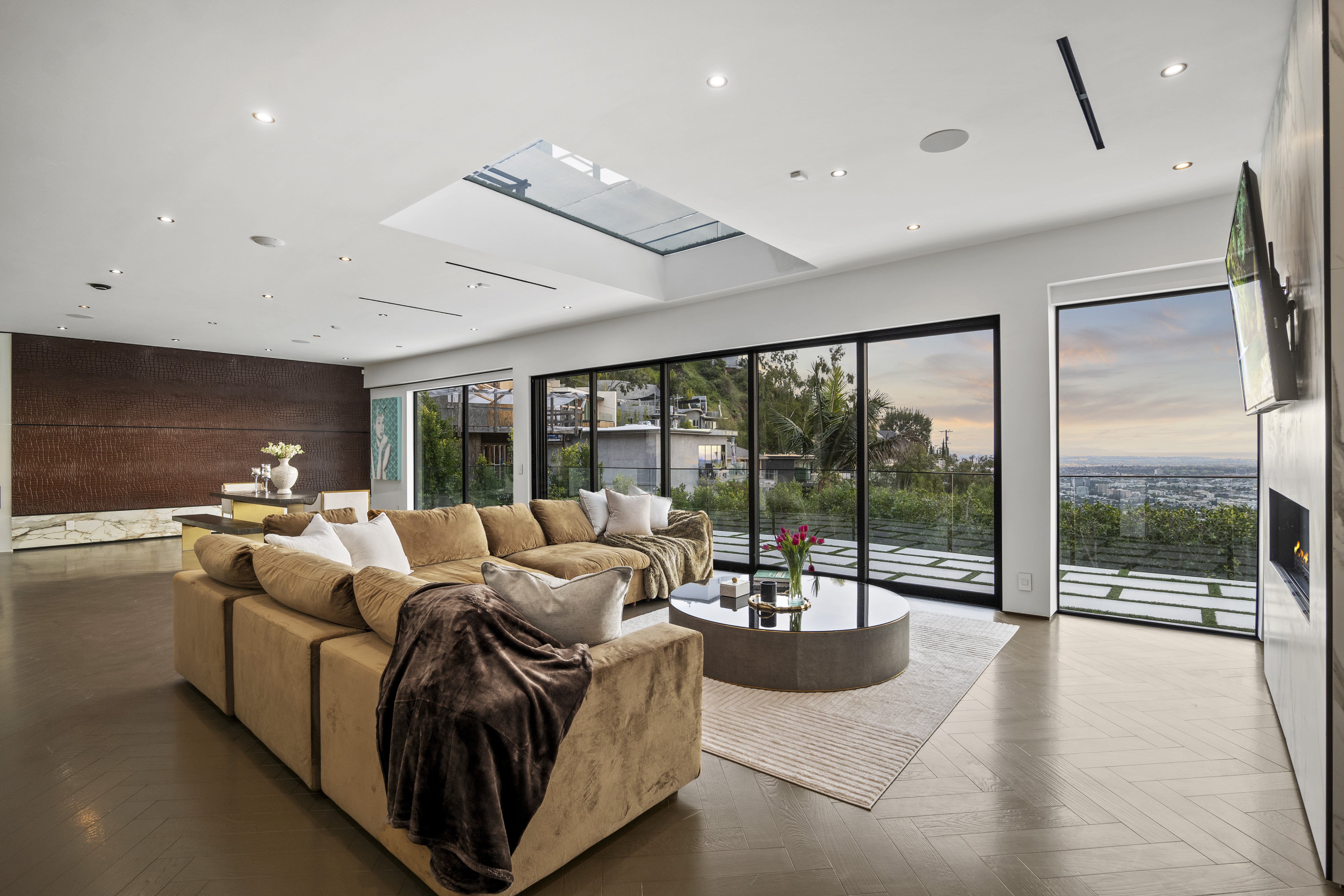House Laurel Canyon Hollywood Hills: Luxury 4-Bedroom Villa with Swimming Pool, Hollywood Hills
