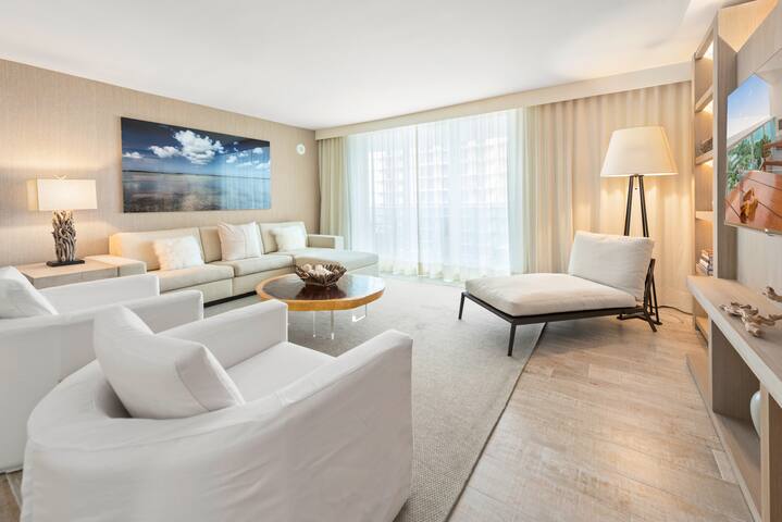 Villa Lebeche Allison Island Miami Beach: Luxury 2-Bedroom Apartment with Beachfront Access, Miami Beach
