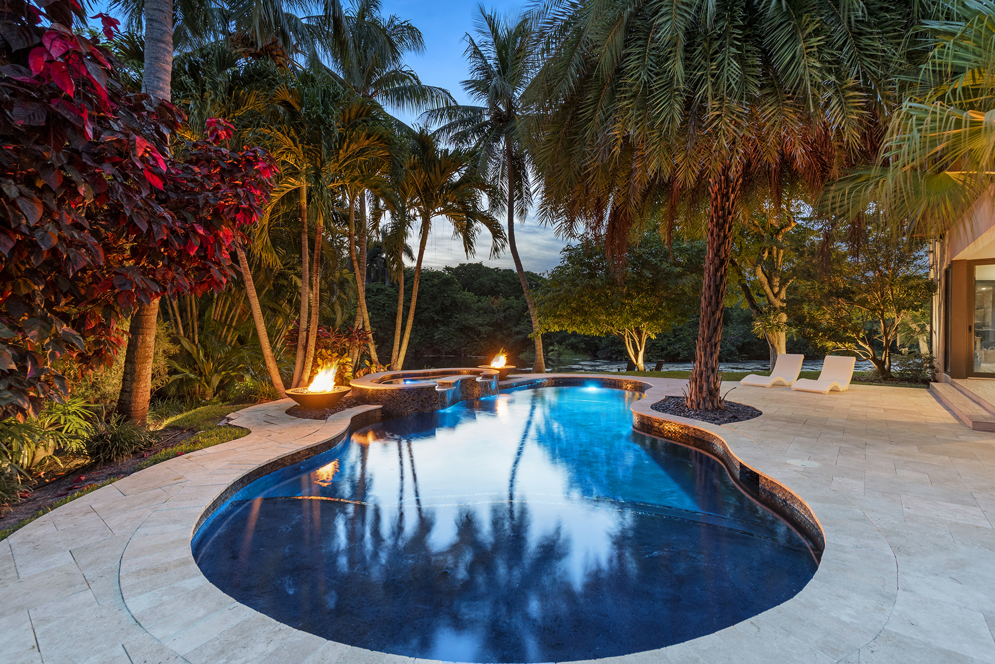 Villa Aurore Sunrise Las Olas Isles: Luxury 4-Bedroom Villa with Seaview and Pool, Las Olas Isles