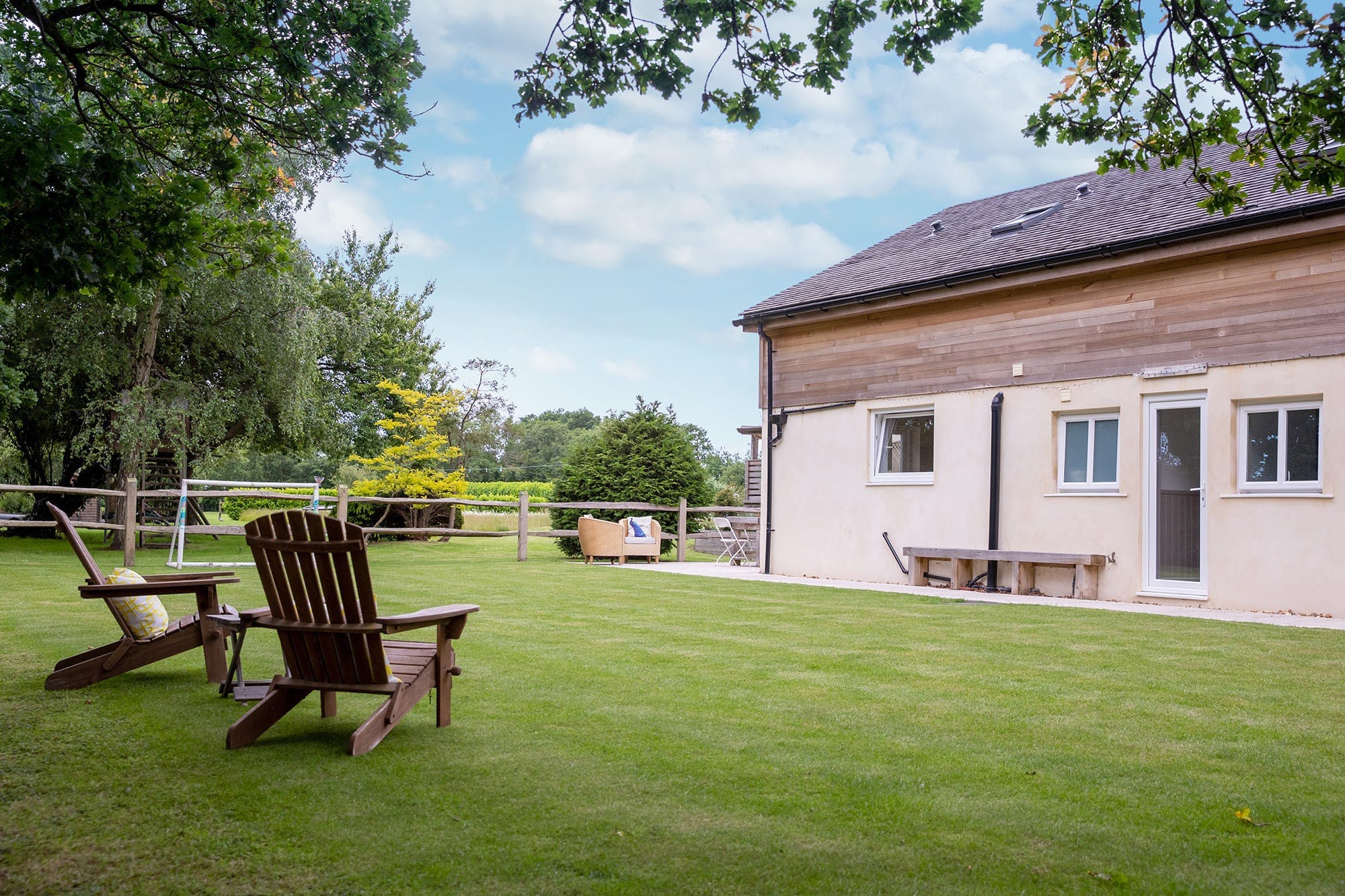House Gloaming Eastoke Selsey: Luxury 4-Bedroom House with Sea Views and Garden, Selsey, West Sussex