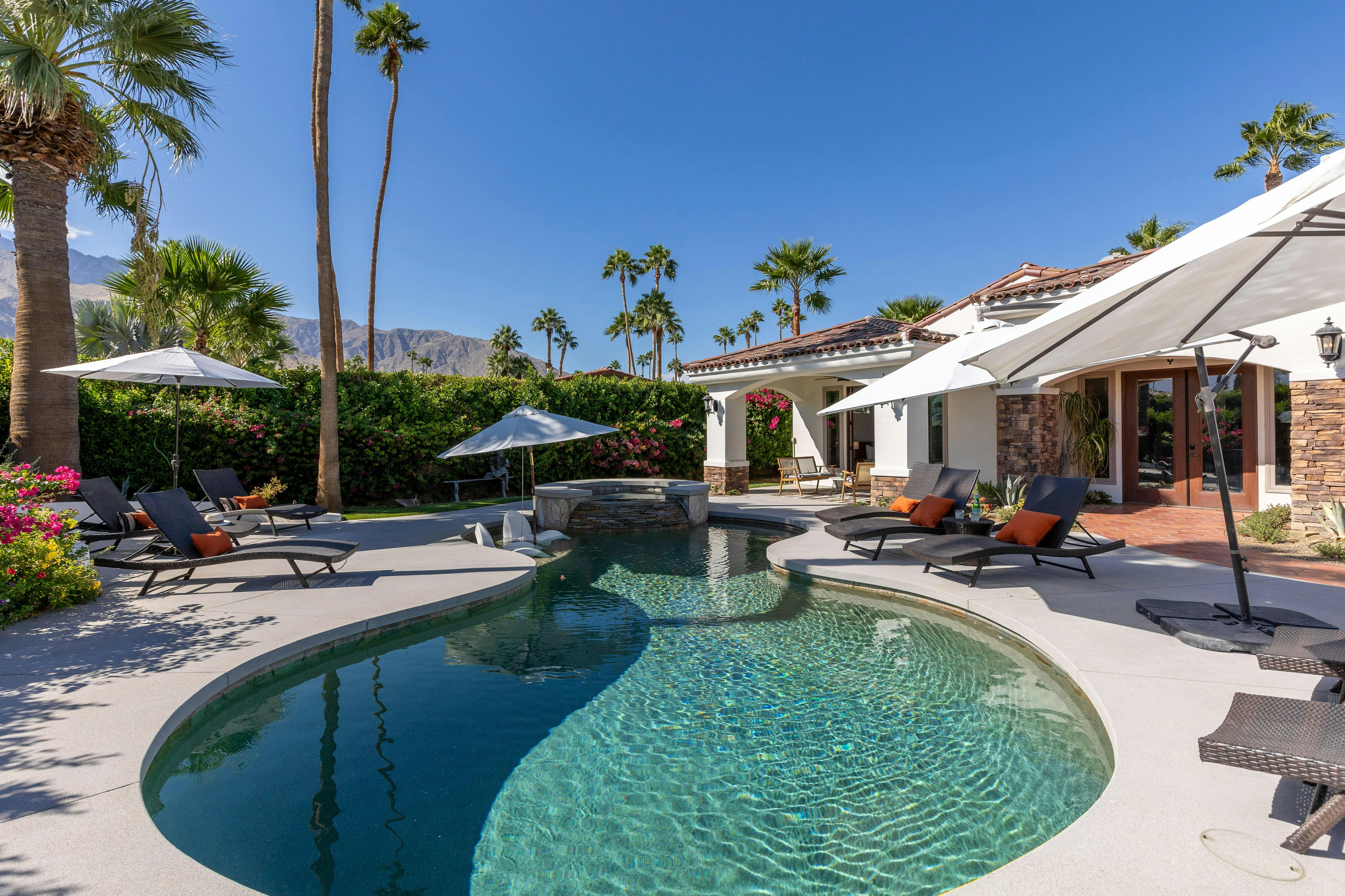 Villa Aurore Tahquitz Palm Springs-701768: Luxury 4-Bedroom House with Pool and Hot Tub, Palm Springs