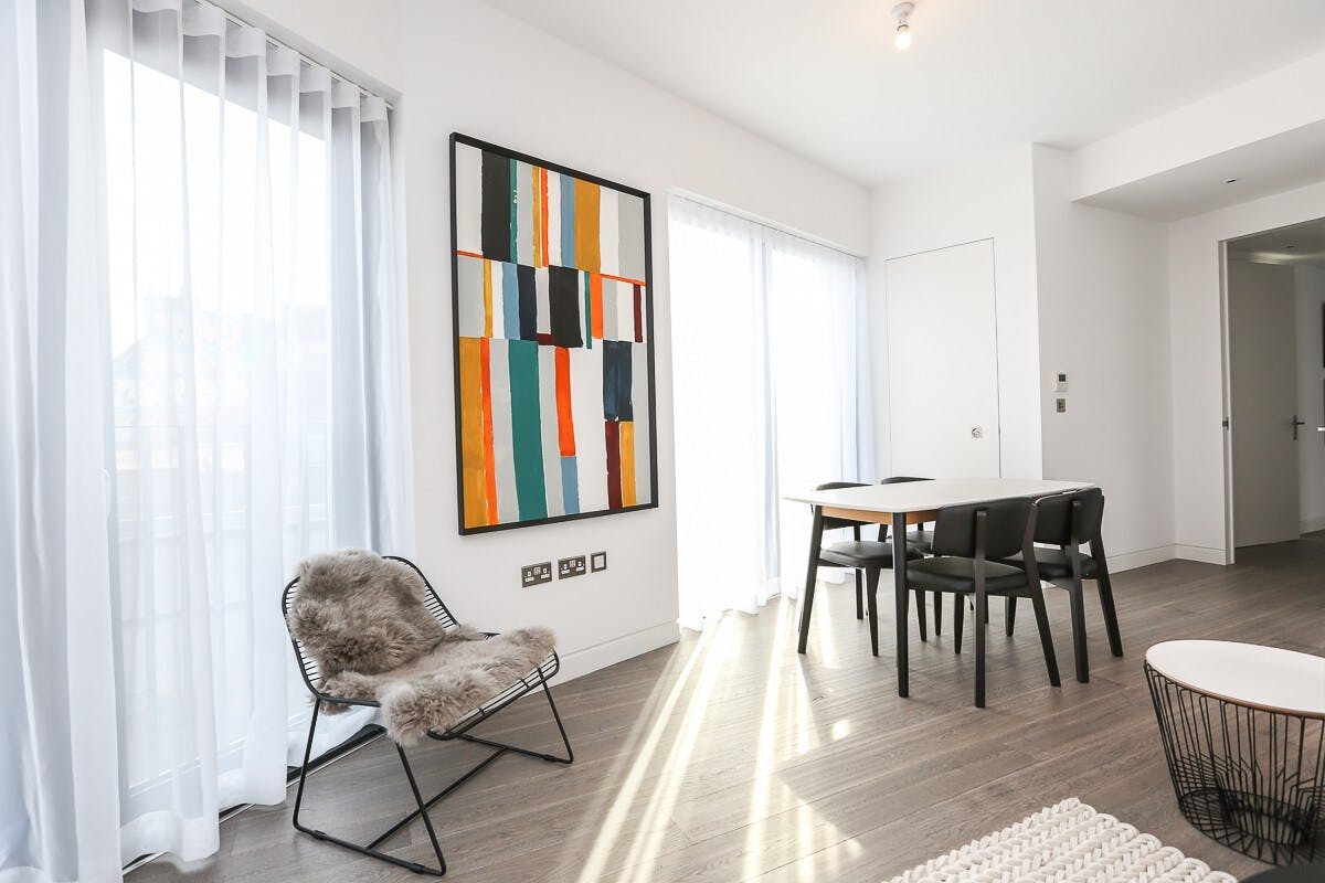 House Old Truman Brick Lane: Stylish 2-Bedroom Apartment Rental with Air-Con and Balcony, Brick Lane London