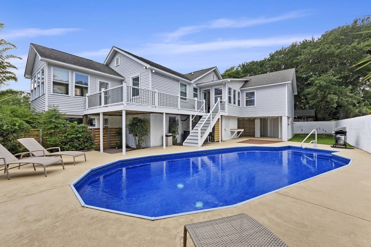 Villa Suão Wagener Charleston: Luxury 5-Bedroom Villa with Pool and Sea View, Charleston